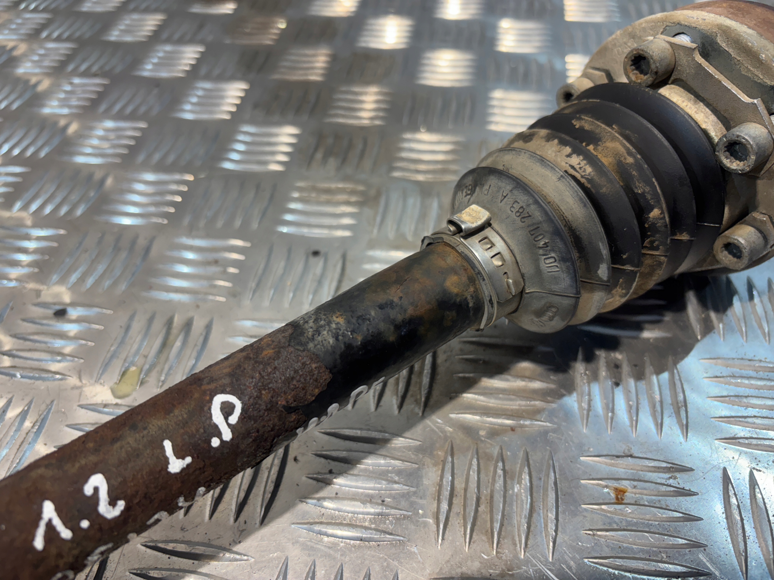 semi-axis left front Seat Ibiza IV 4 1.2B