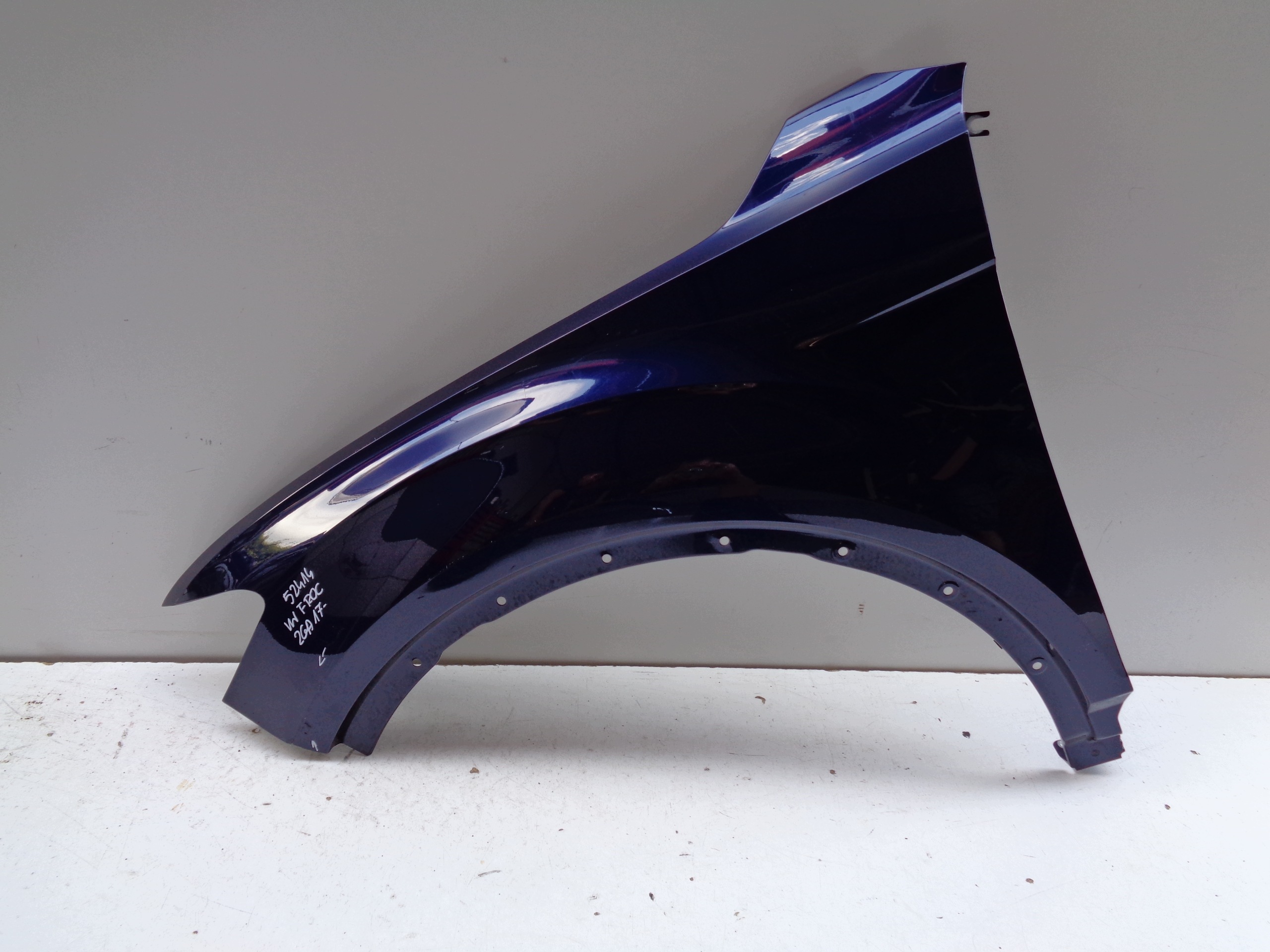 fender left front VW T-ROC 2GA 17- NR 52414