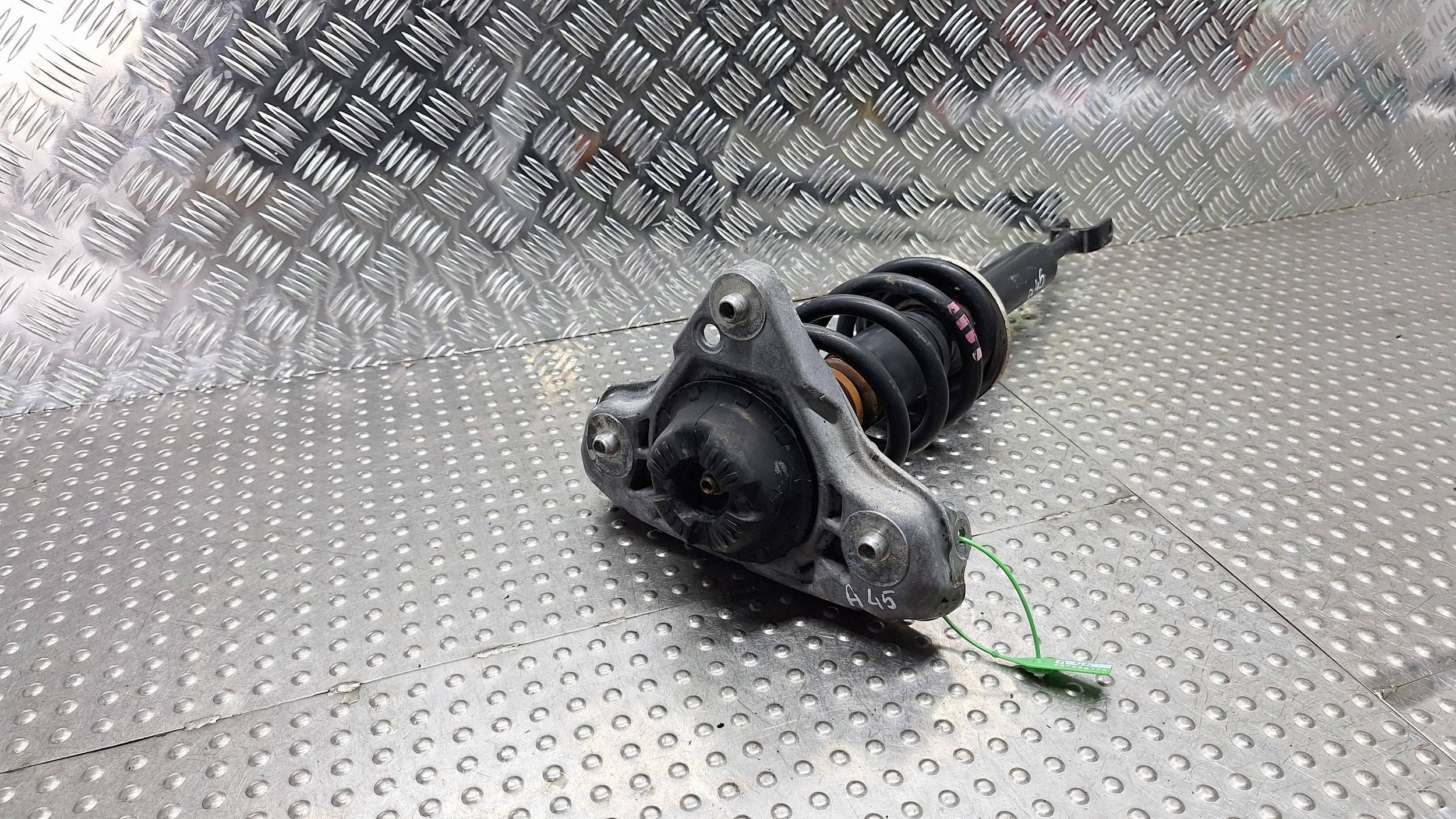 shock absorber right front 8E0413031CT AUDI A4 B7