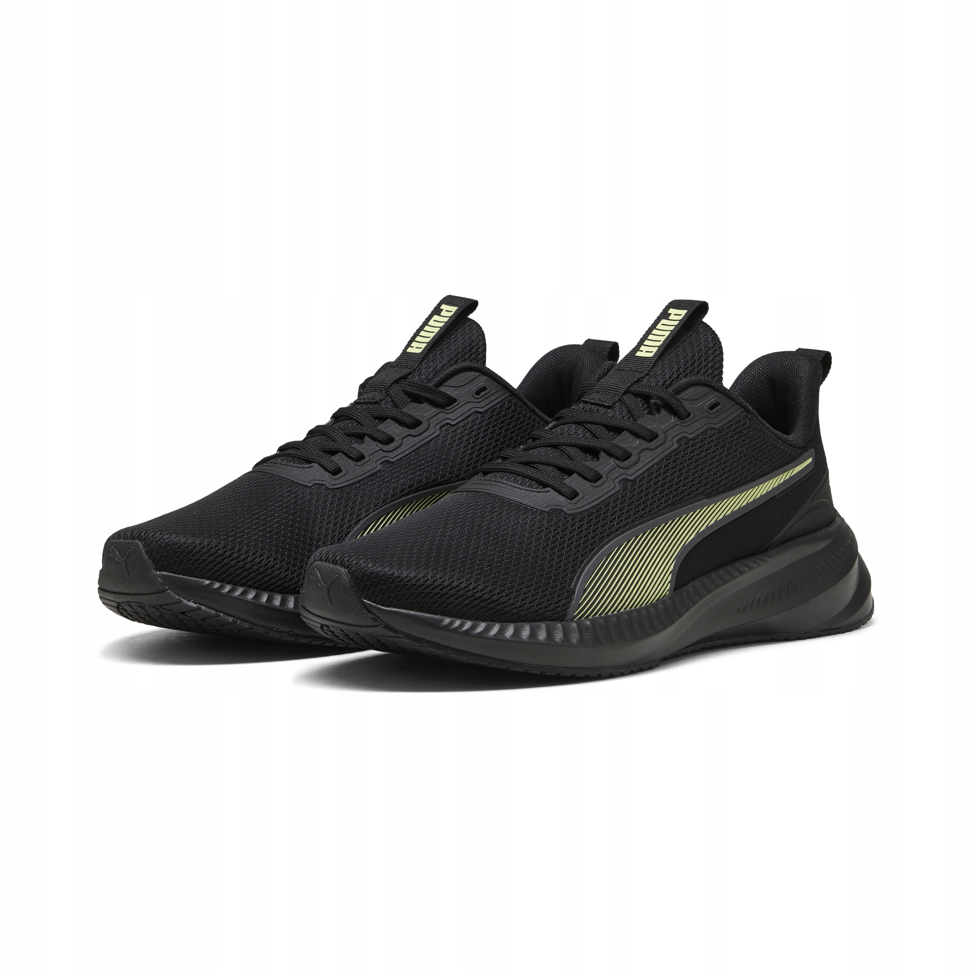 Buty damskie sportowe Puma Flyer Lite 3 31079733 czarne lekkie 40