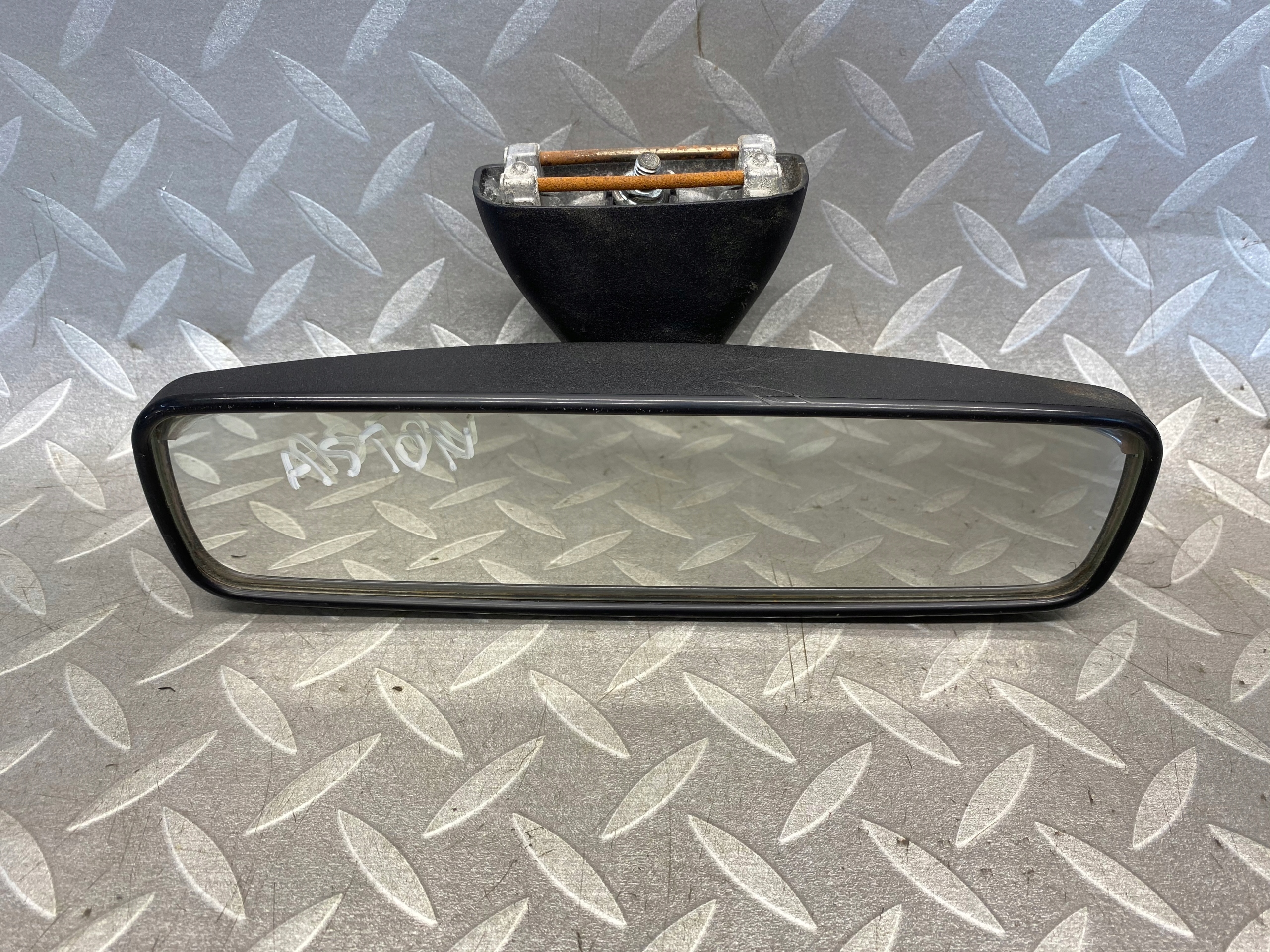 4G43-17K695-AE - ВНУТРІШНЄ ДЗЕРКАЛО ASTON MARTIN DB9