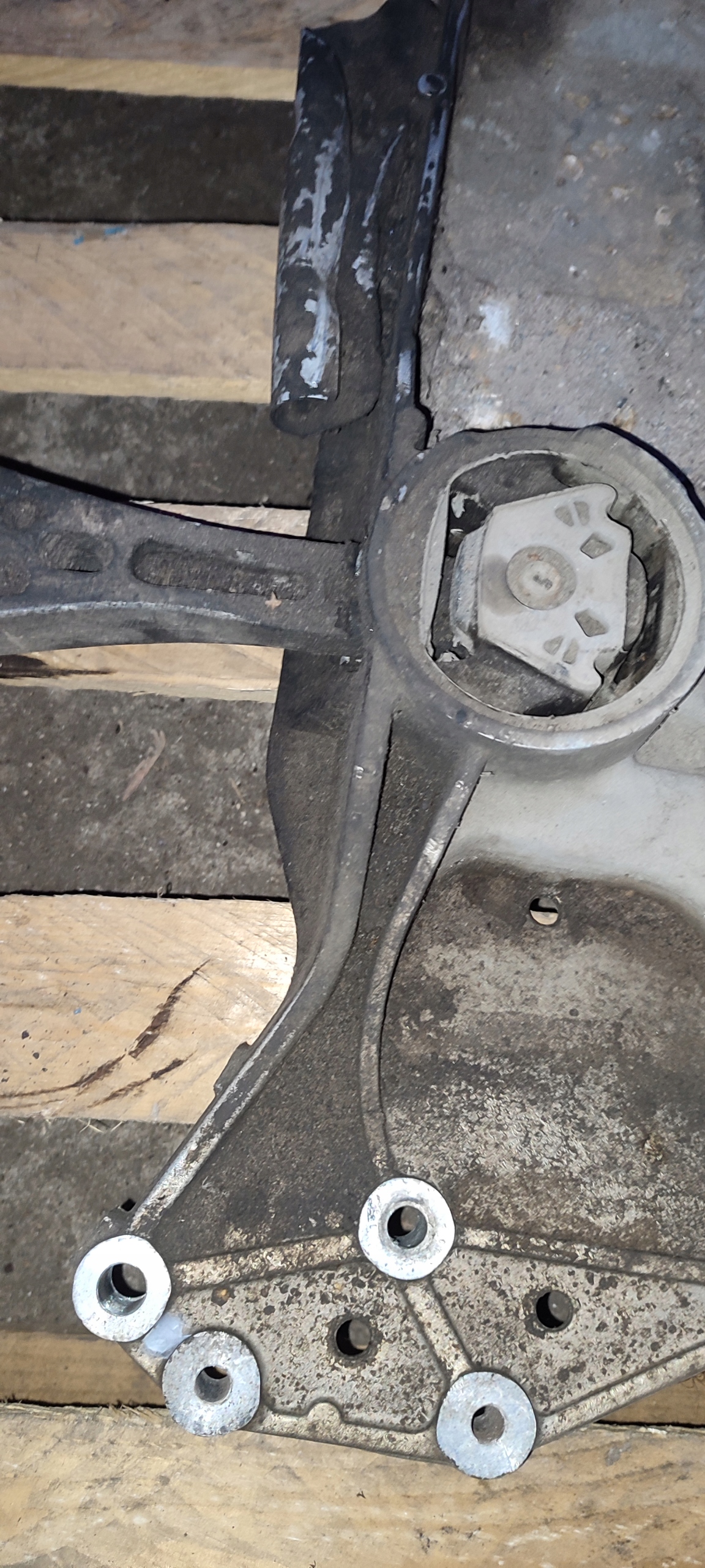 subframe axle beam VW AUDI SEAT SKODA 1K0199369F