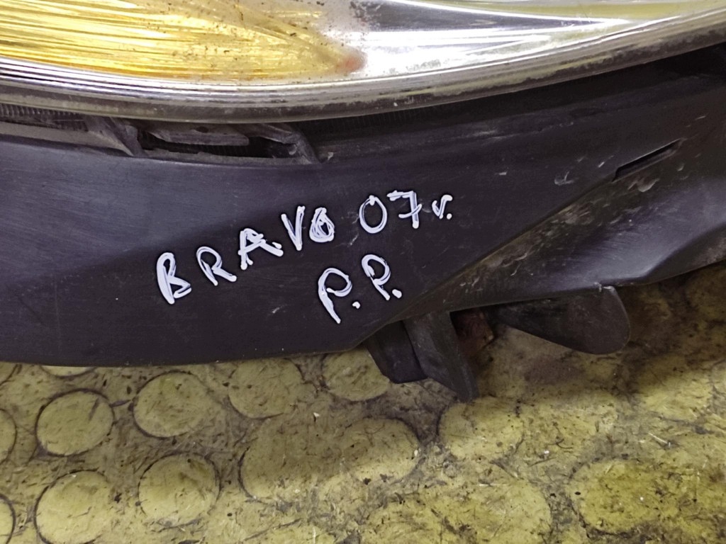 FIAT BRAVO II REFLEKTOR light right front