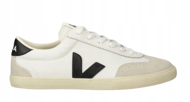Veja Volley Bílé Sportovní Boty Z Přírodní Kůže S Černým Logem 35 U1G