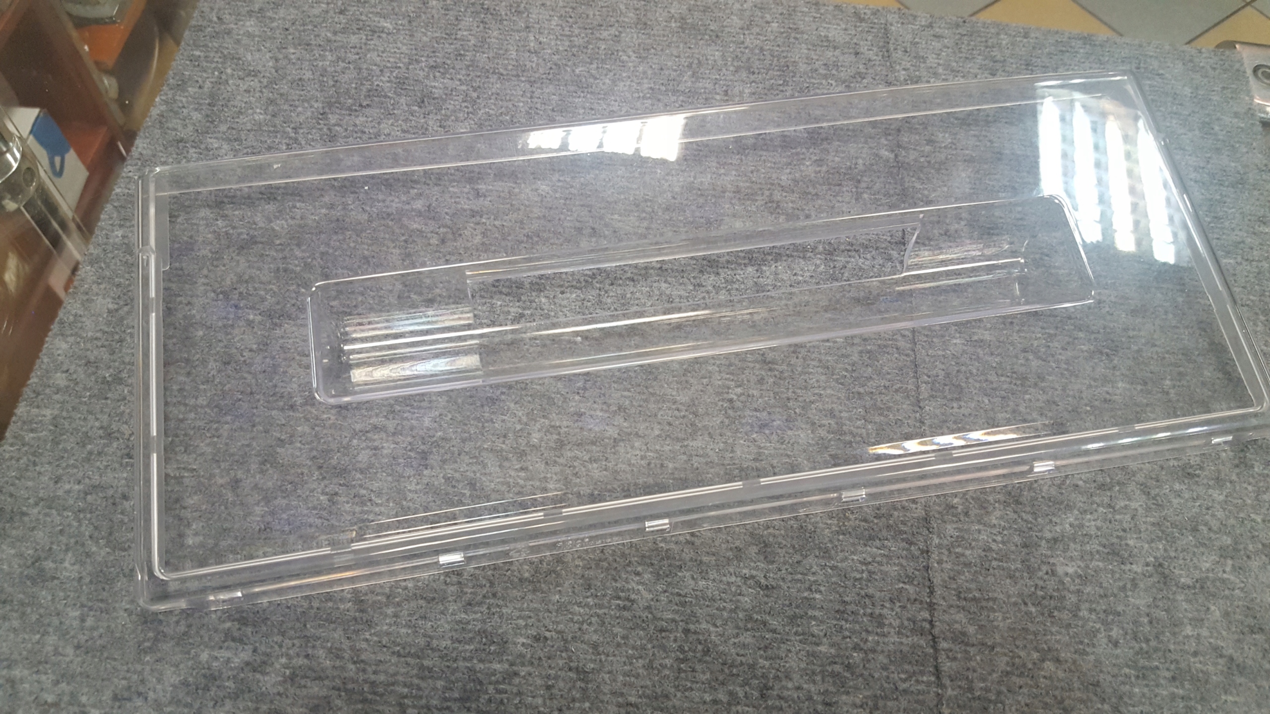 Pokrywa kosza zamrażarki Hoover HNU-271 465x185