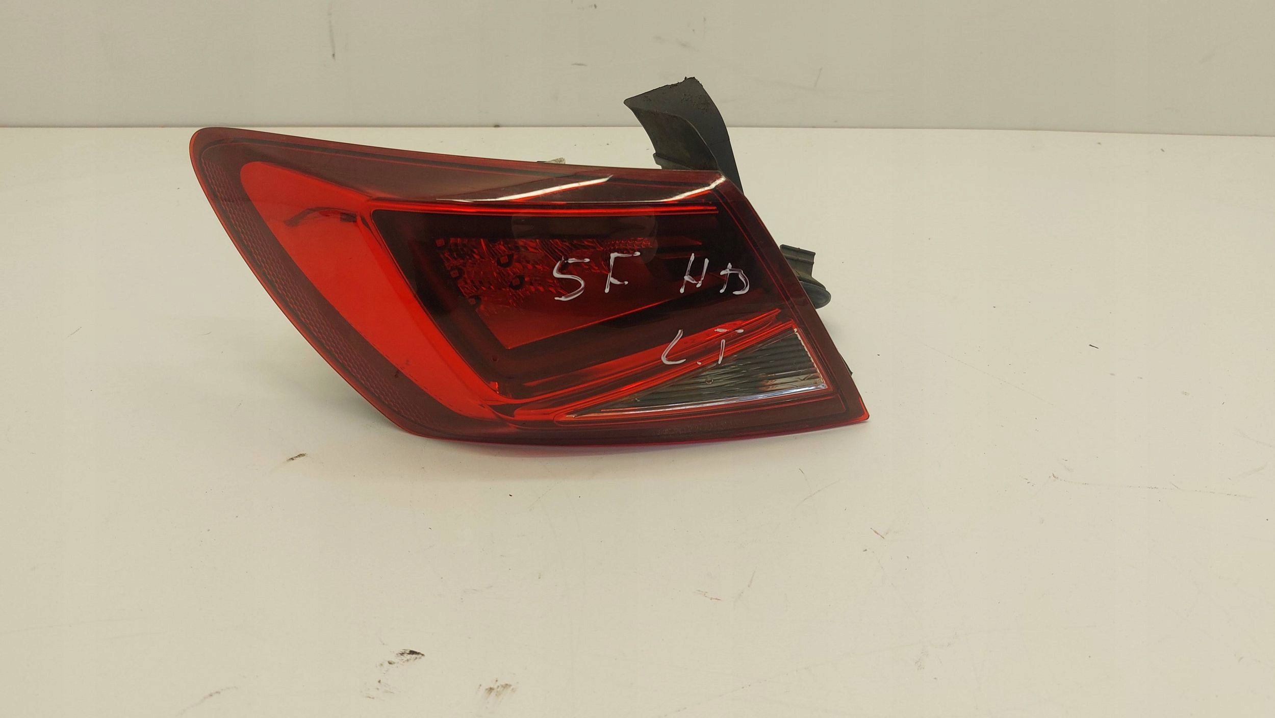SEAT LEON III 3 5F HB light LED left left rear part rear W fender 5F0945207E