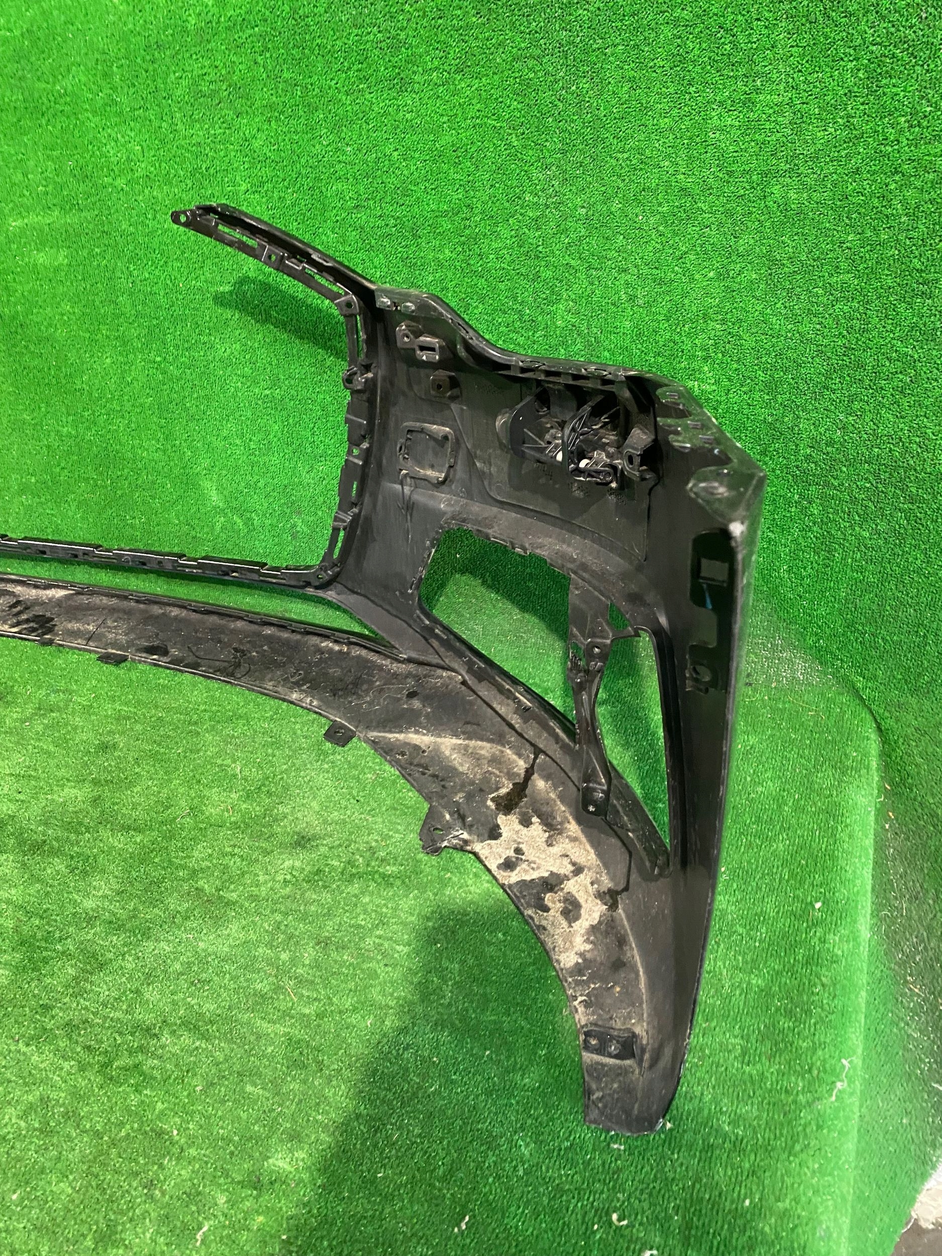 lökhárító elülső eleje AUDI A6 C8 18- NR.Z4640