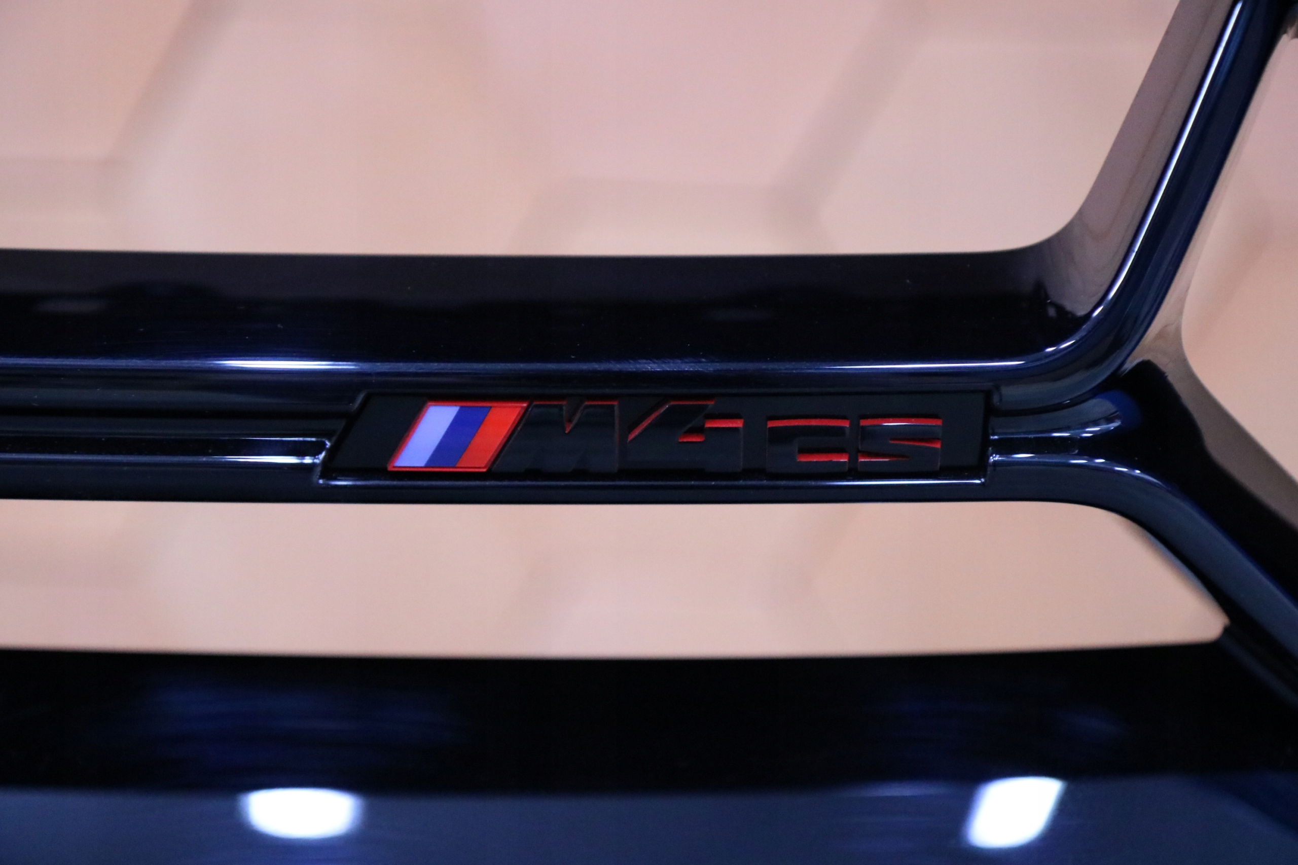 BMW M4 CS Complet Pare choc Avant Avant VOODOO BLUE CARBON