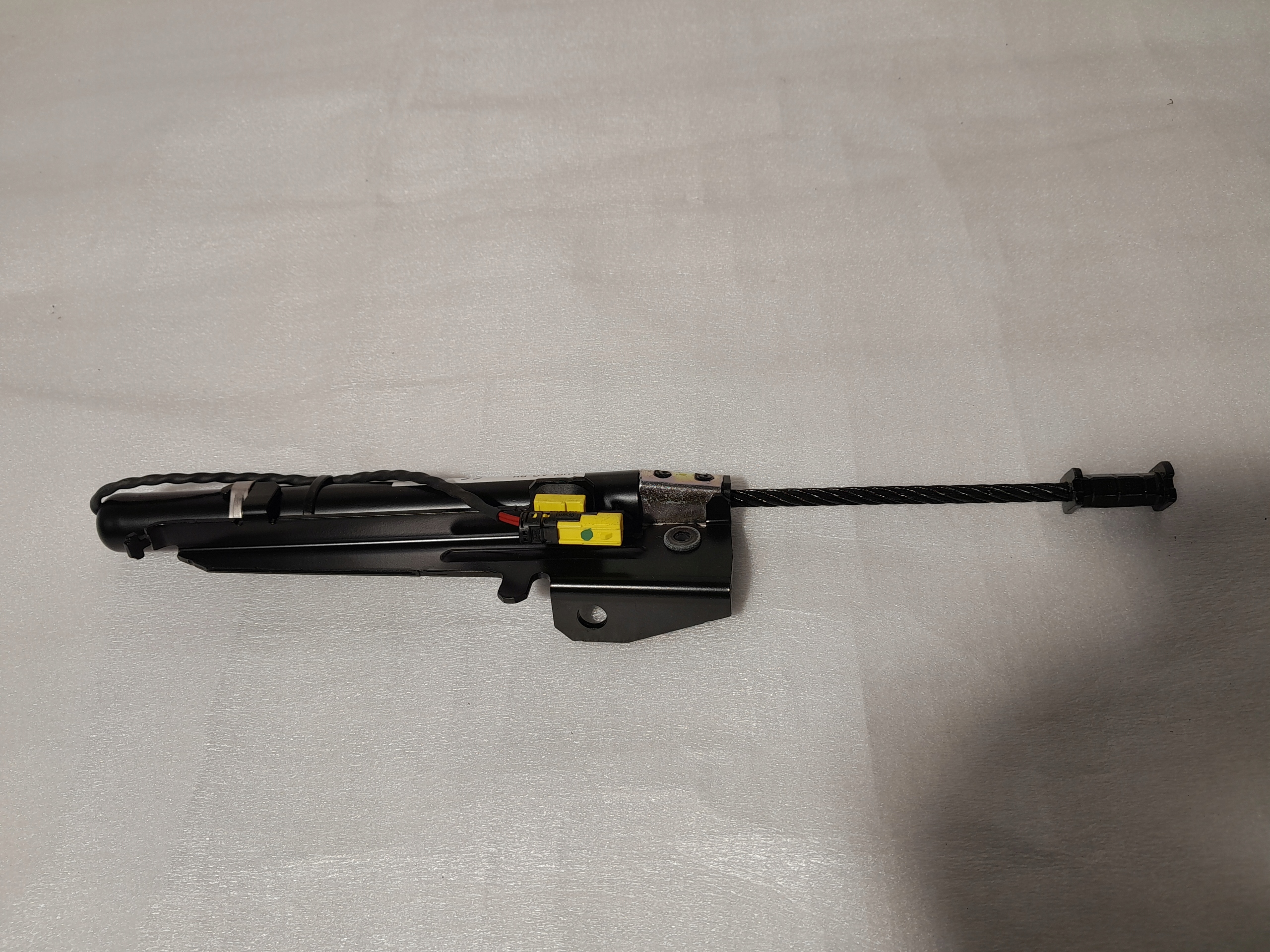AUDI Q8 4M adjuster supports safety right front 4M0857620A