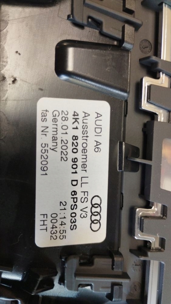 Audi A6 Allroad C8 2022 grid air conditioning devices left 4K1820901D