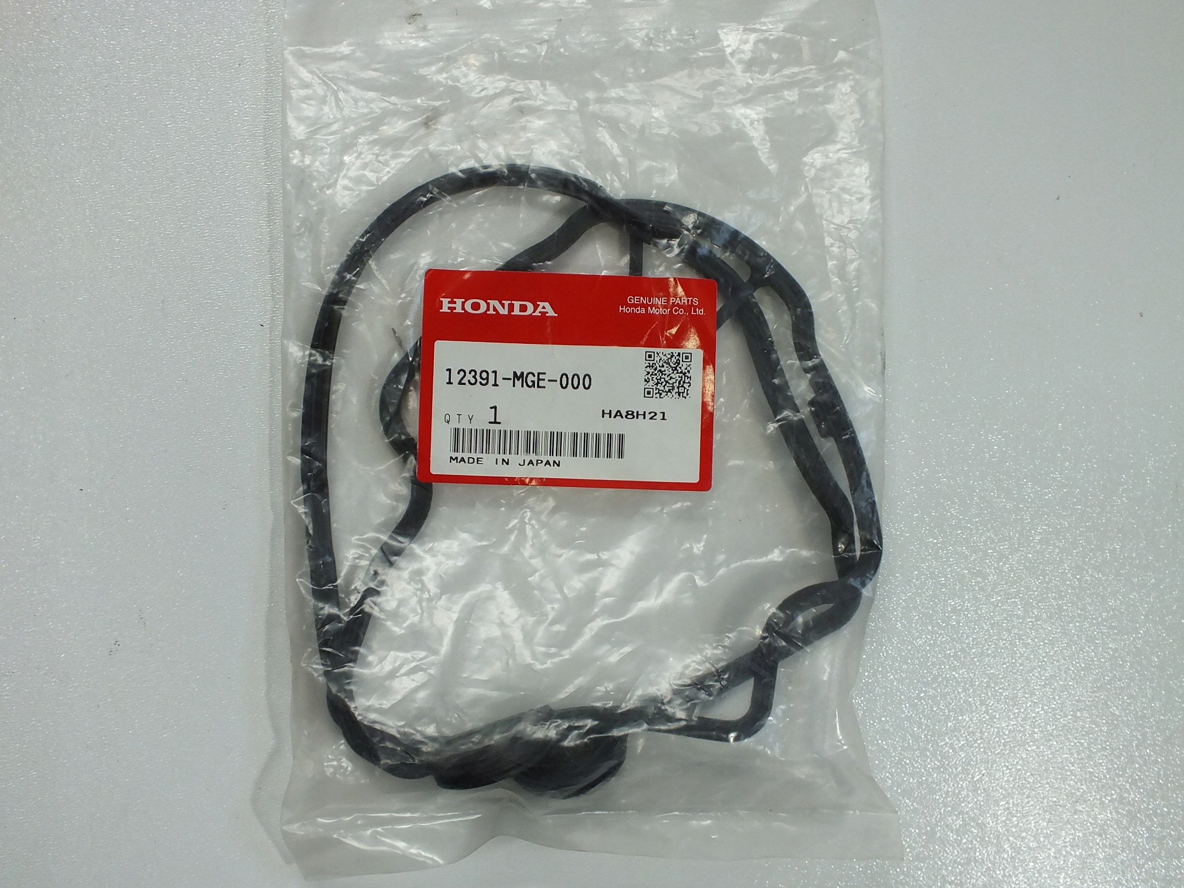 USZCZELKA POKRYWY GŁOWICY ZAWORÓW HONDA VFR 1200 10-17