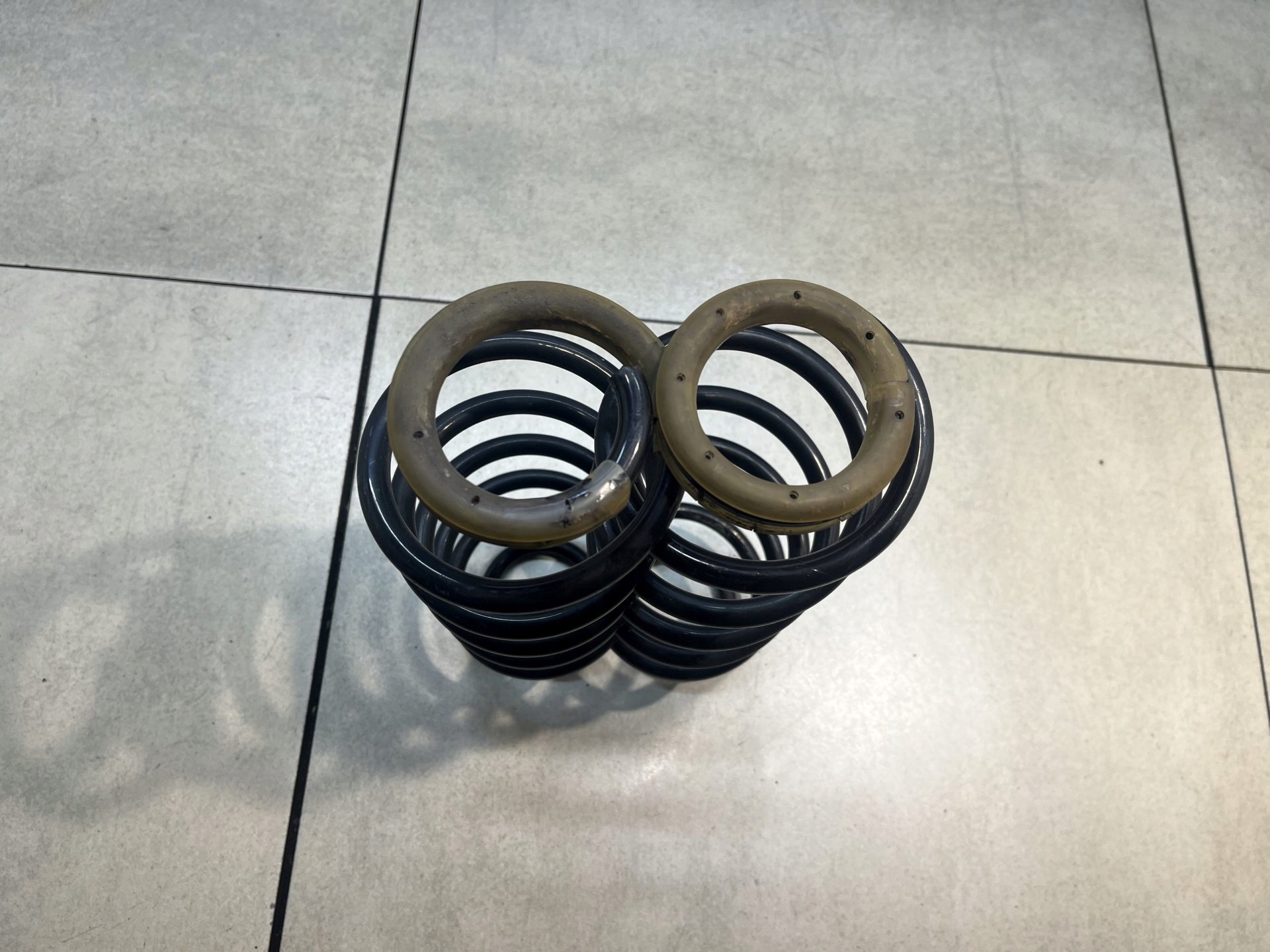 springs springing rear part CITROEN C4 1.6 B 16V KOMPLET