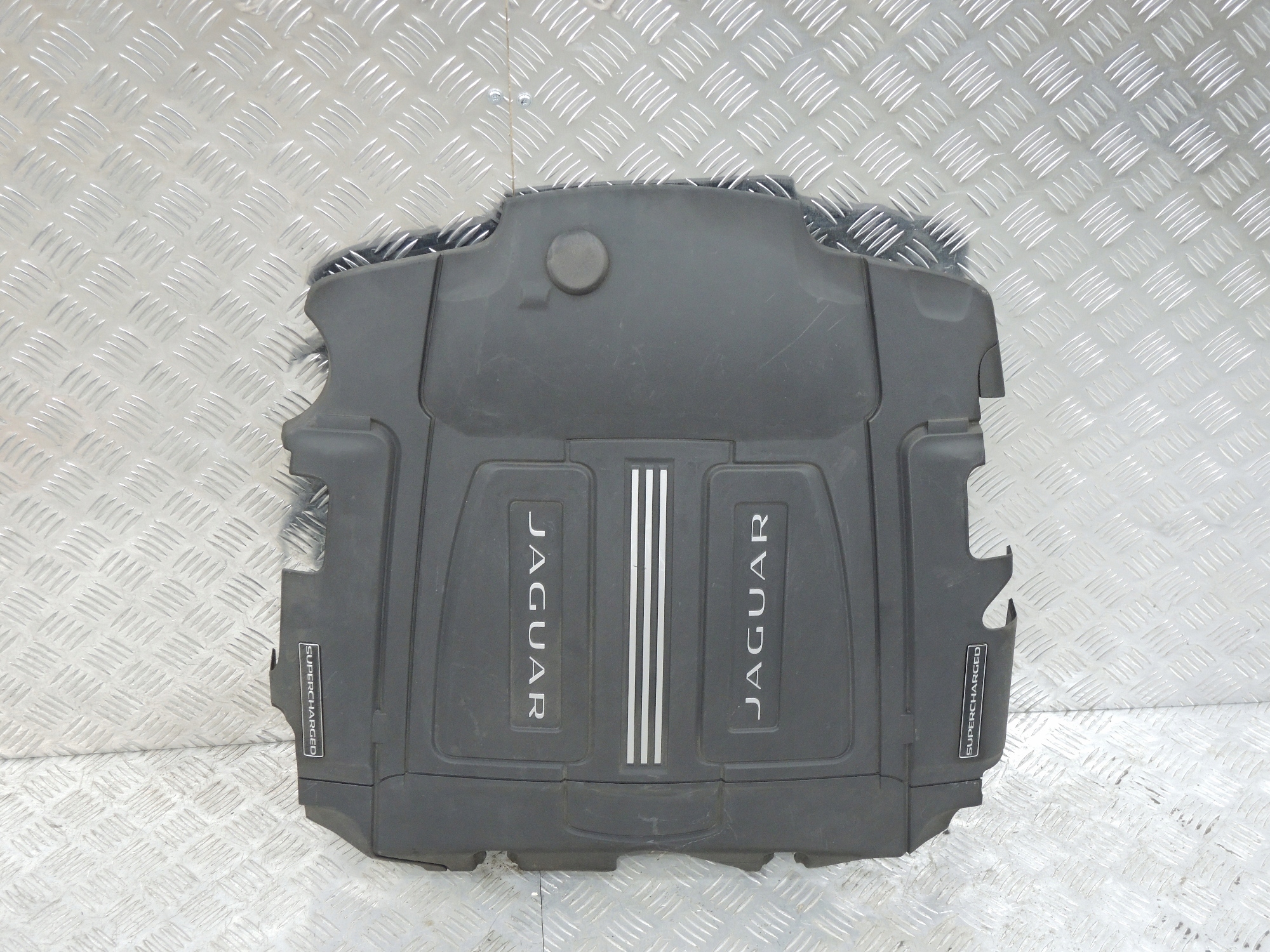 JAGUAR XJ LIFT OSŁONA GÓRNA SILNIKA