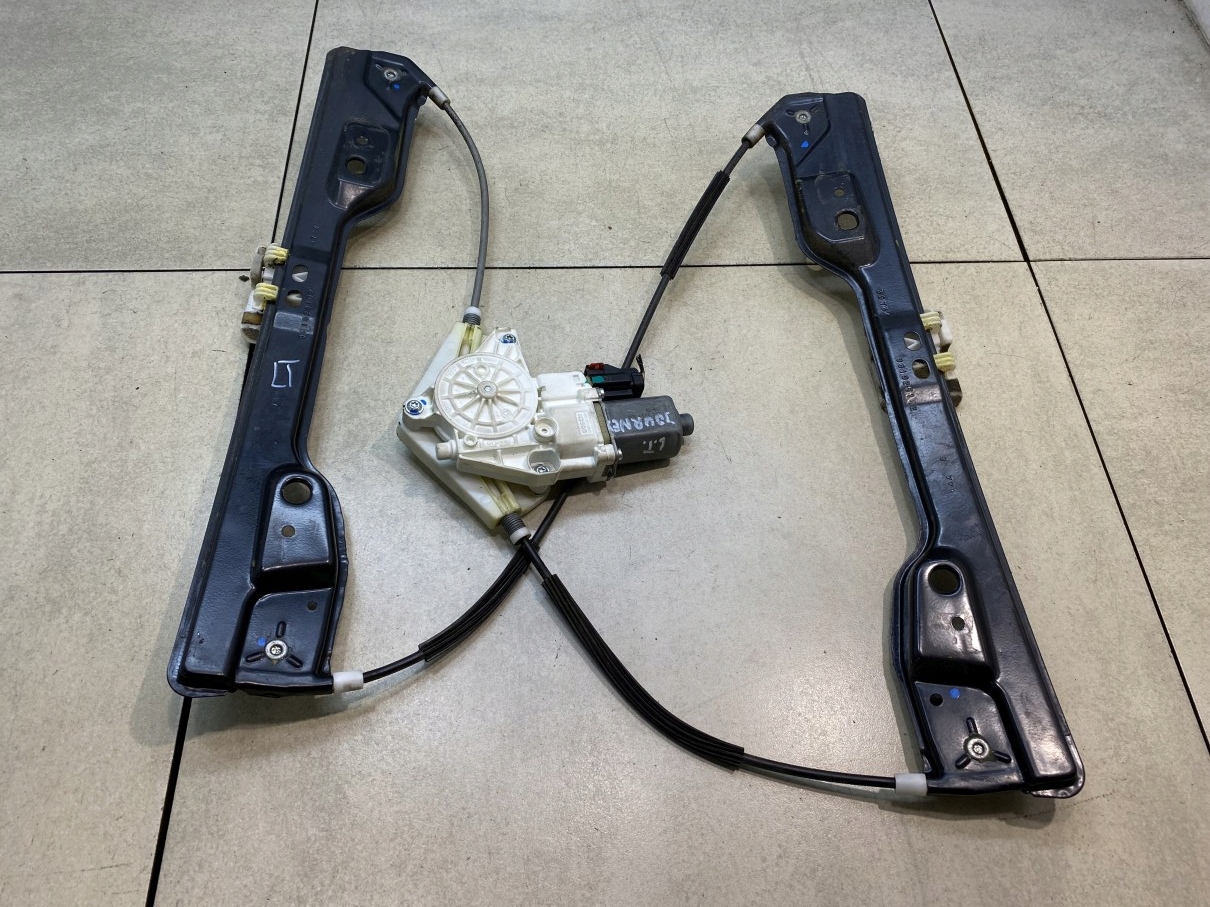 window regulator left rear part JOURNEY and 0130822475