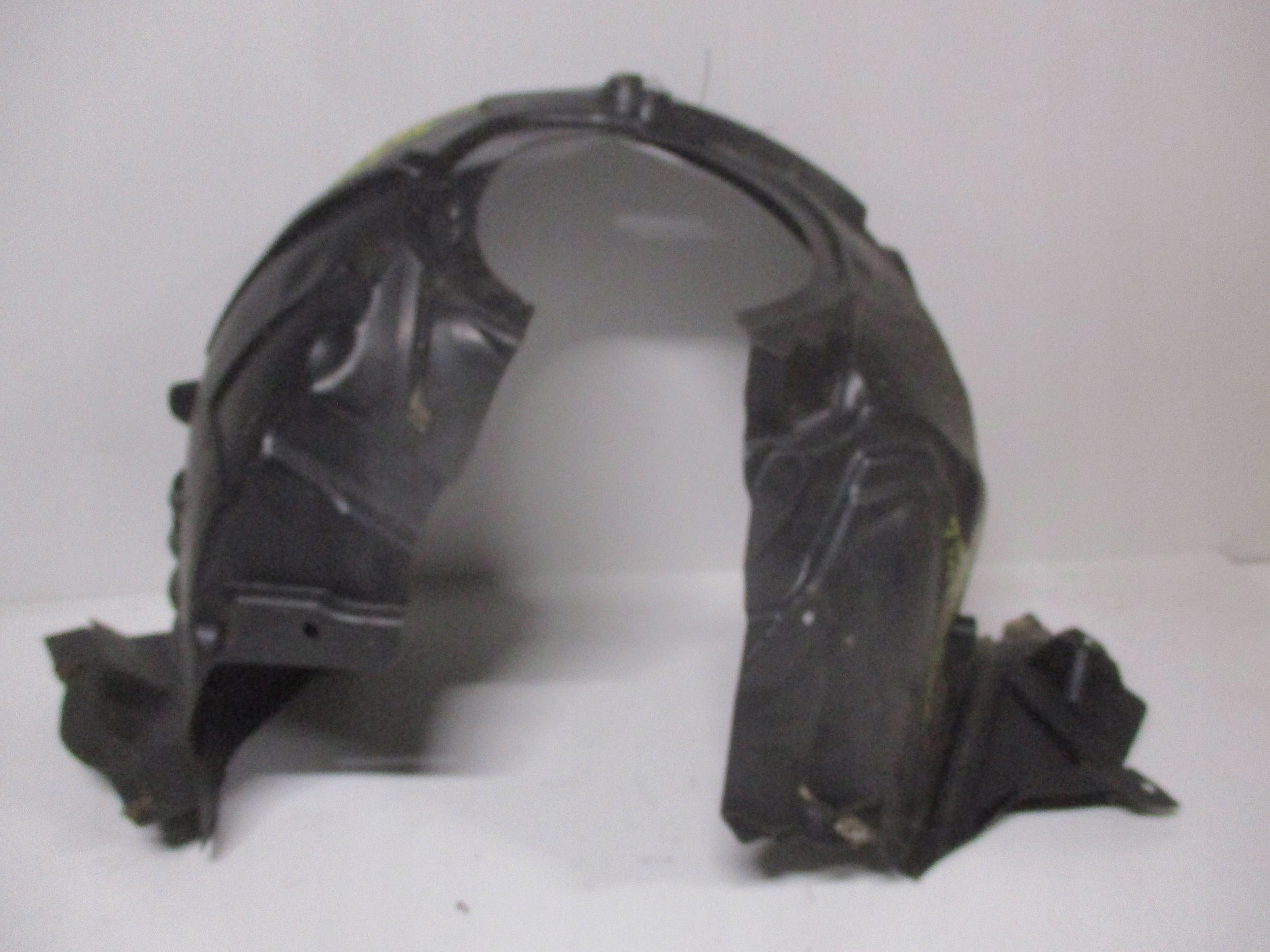 mudguard front right MERCEDES-BENZ E W212 2126900230