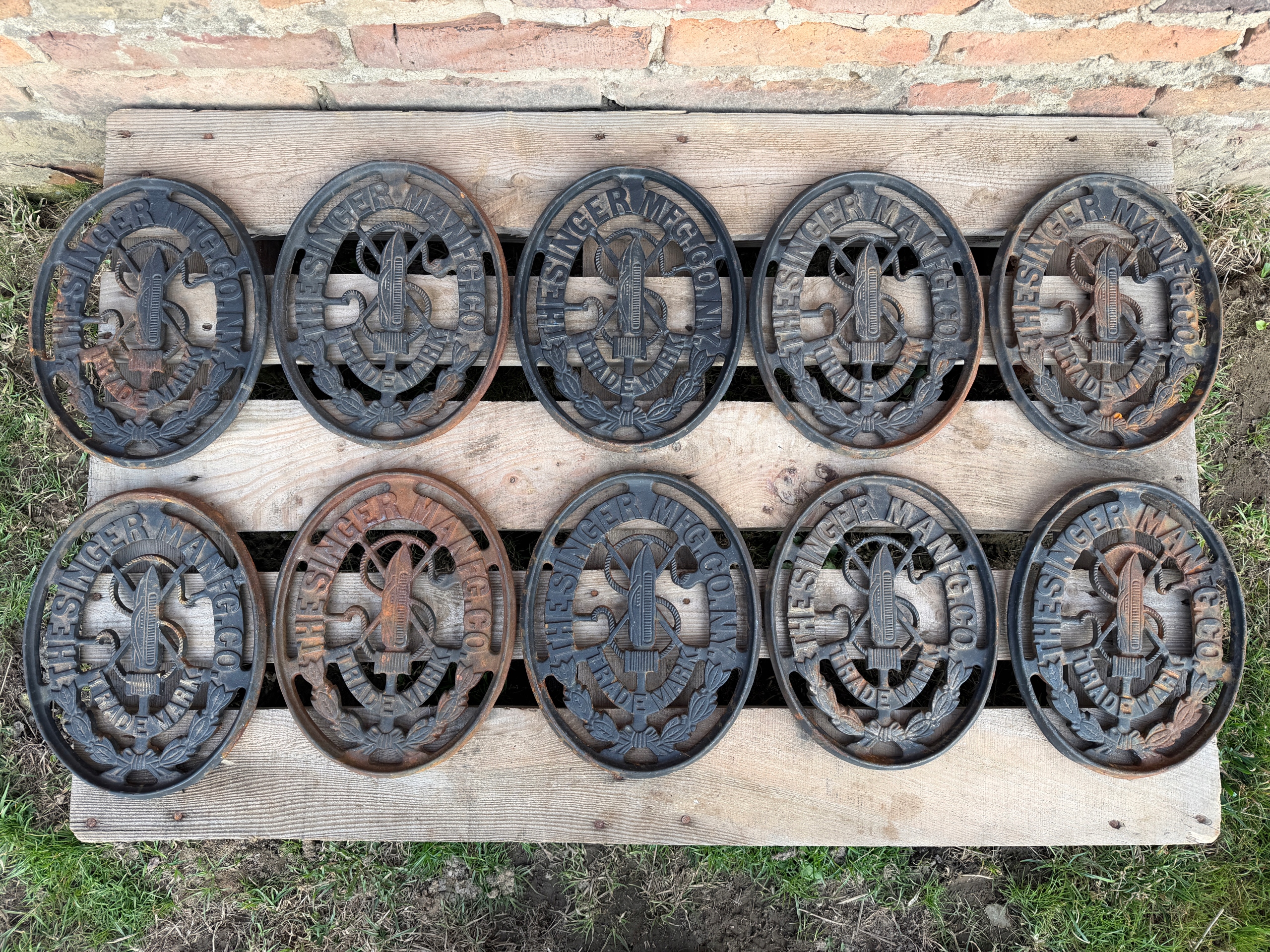 SINGER - DUŻY EMBLEMAT - STARA MASZYNA DO SZYCIA