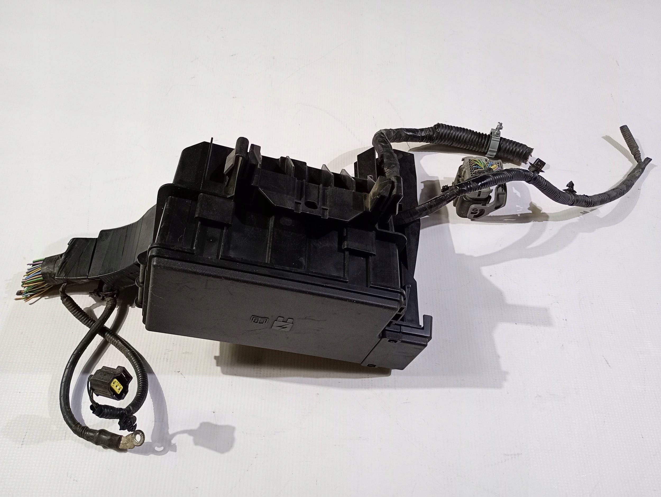 Module fusibles Porte fusibles Ford Explorer V 2011-2019