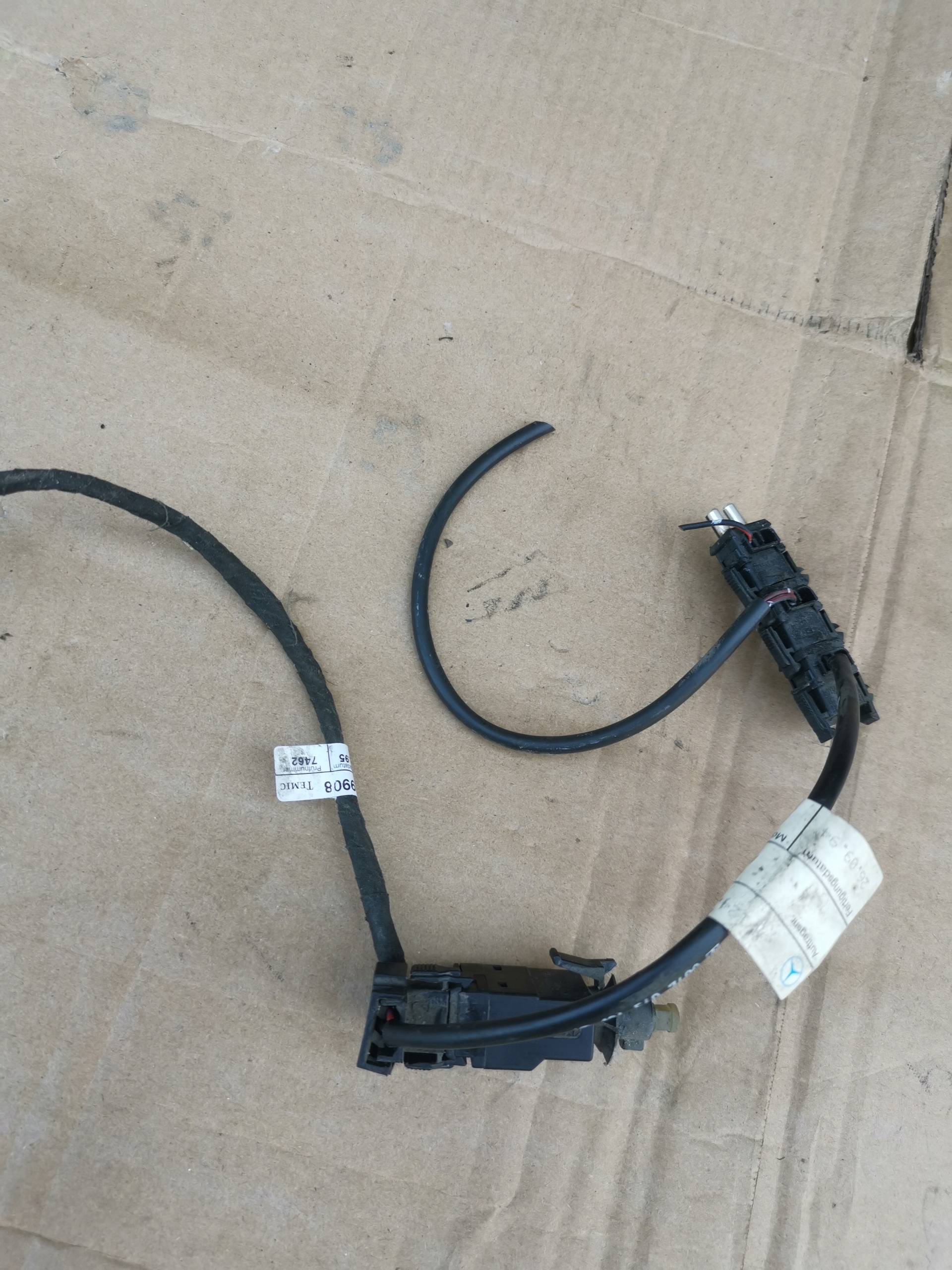 Sensor STOP STOPU MERCEDES W124 0015450109 Kabelbaum