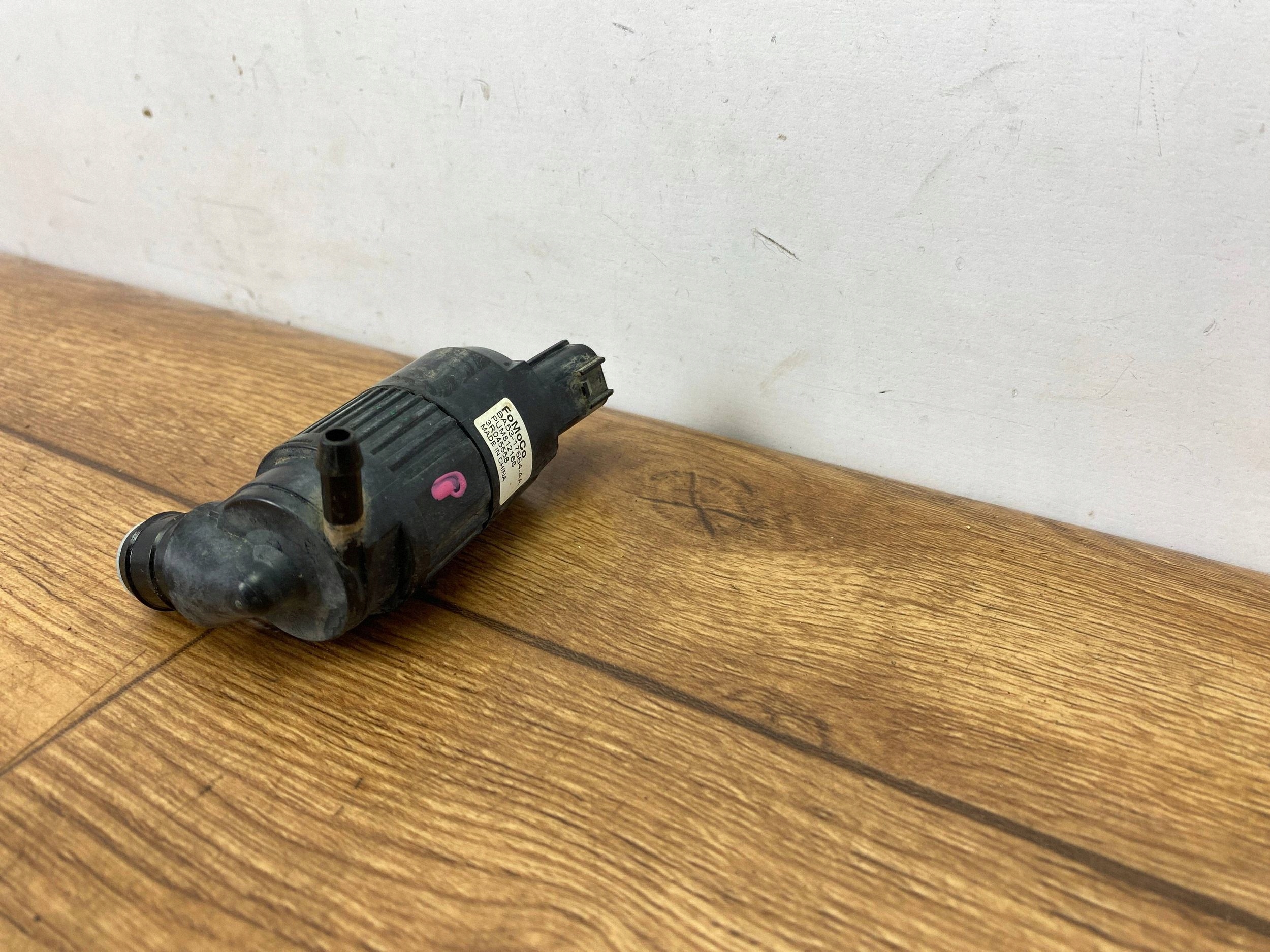 pumpa mlaznice pranja Ford F150 2015+