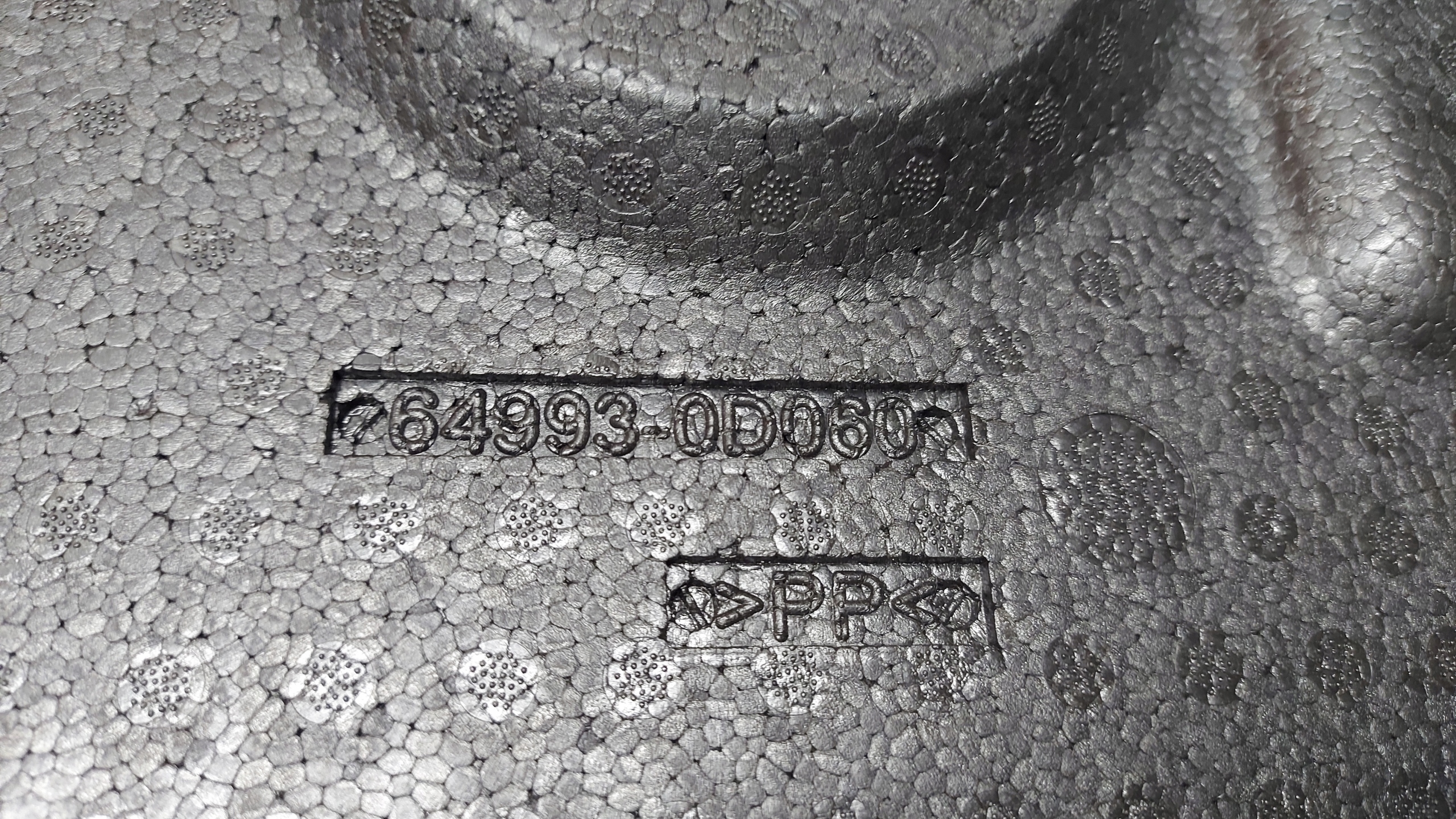 STYROPIOAN boot floor well TOYOTA YARIS CROSS 21