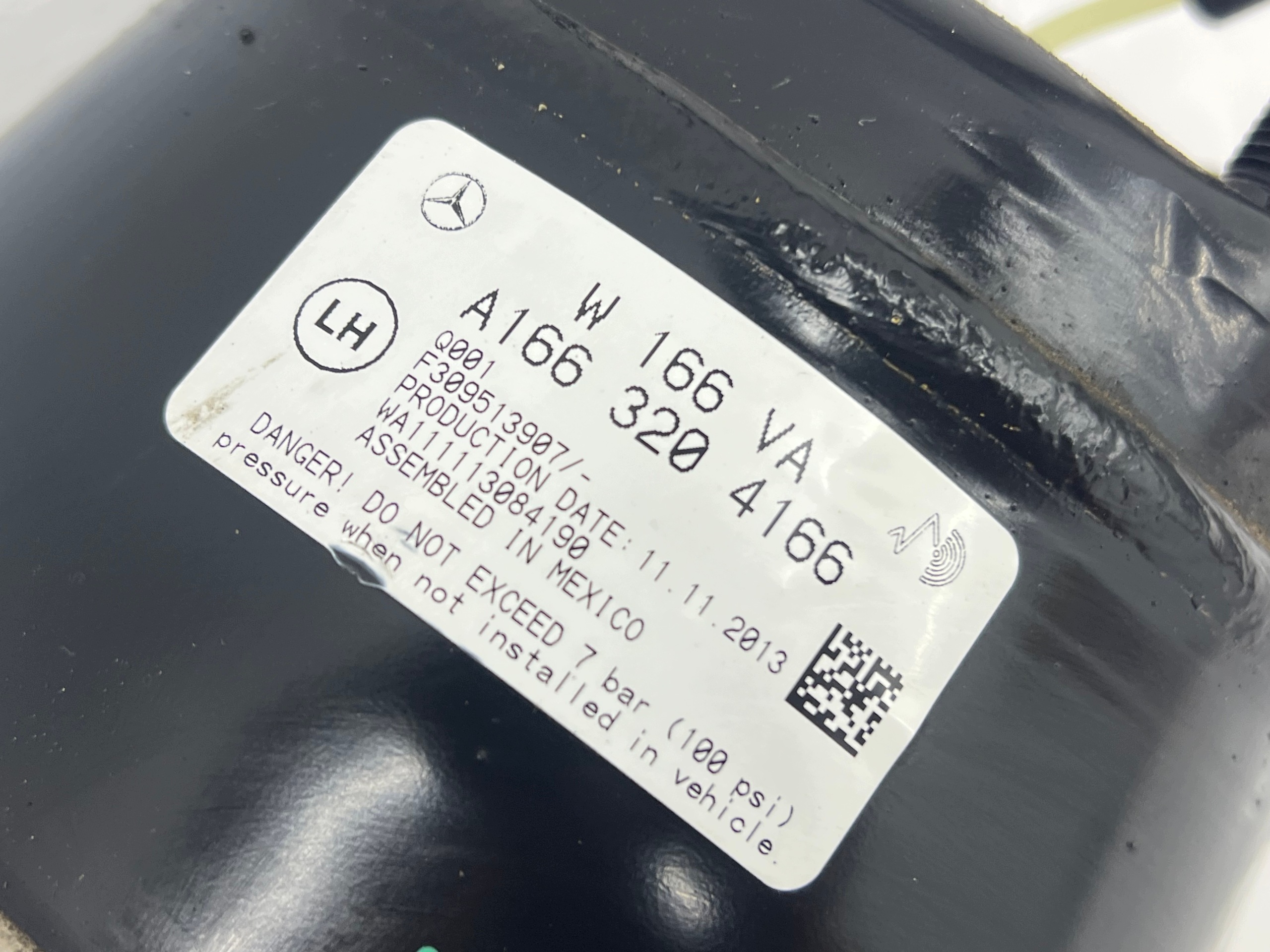 shock absorber left front front AIRMATIC MERCEDES ML W166 A1663204166