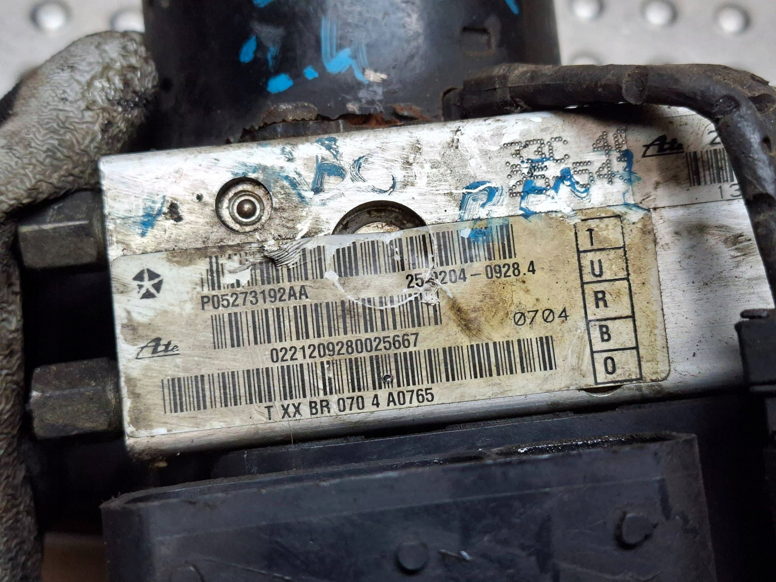 pump control unit ABS CHRYSLER PT CRUISER 00- 2.4i 05273195AA P05273192AA