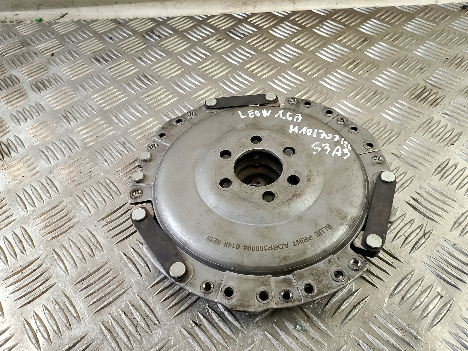 complete clutch wheel flywheel disc pressure plate SEAT LEON and 1.6 B 101 KM