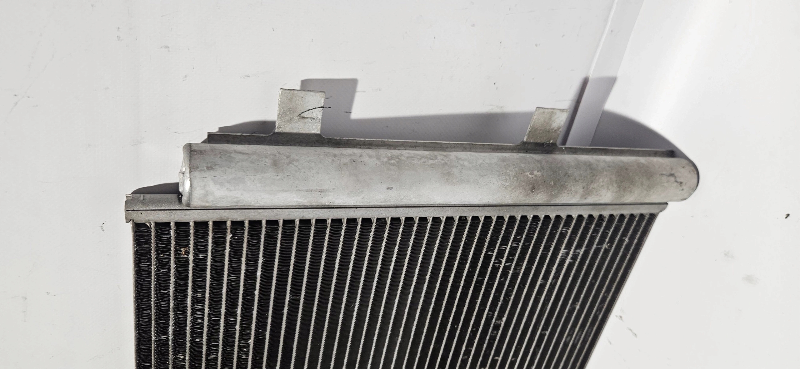 Radiateur climatisation RENAULT NISSAN Original