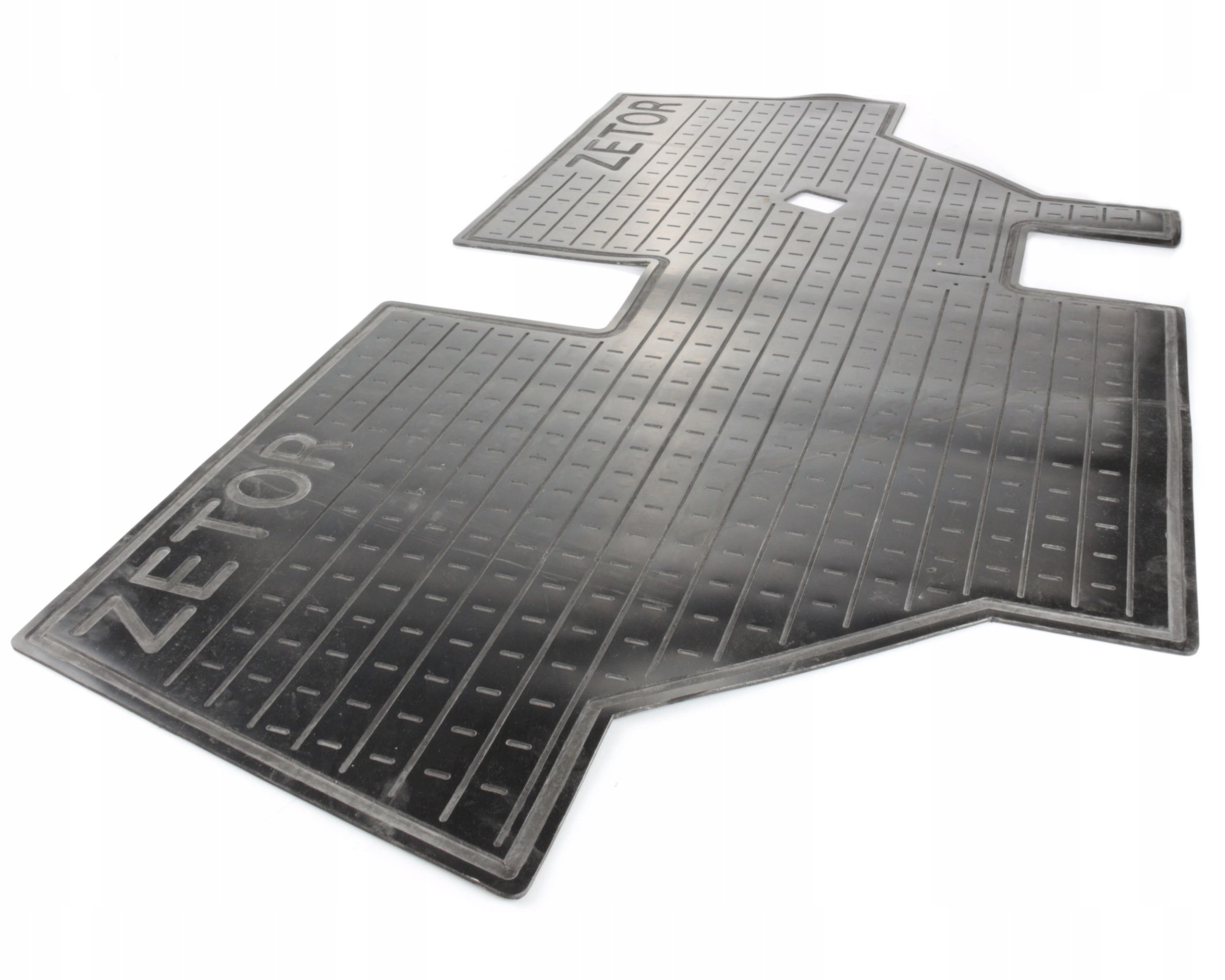 koberec gumová rohož kabiny Zetor 9520