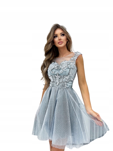 Cindy Šedá Rozkládací s tylem na svatební hostina na ples M