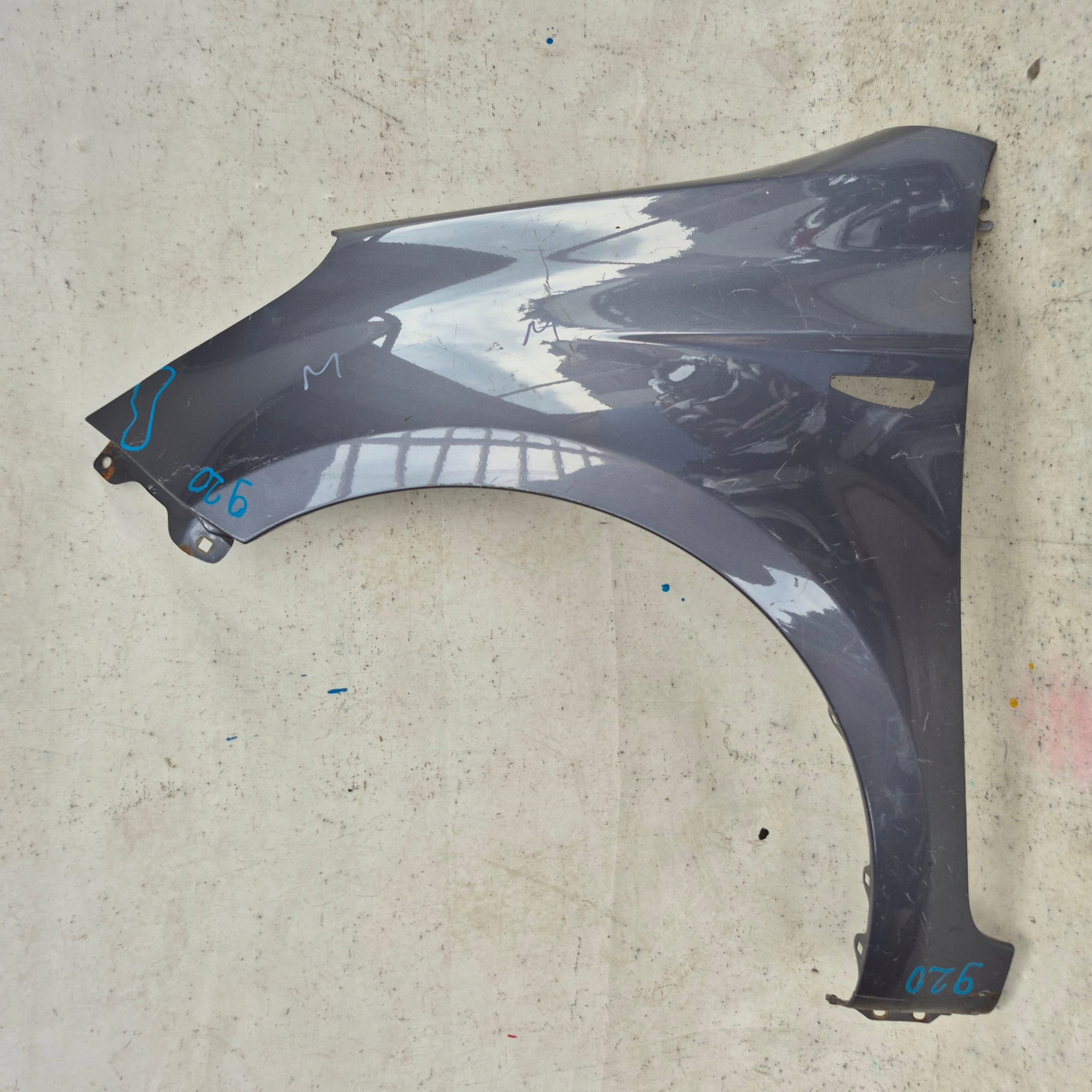 HYUNDAI I20 and 1 08-12 fender front front left