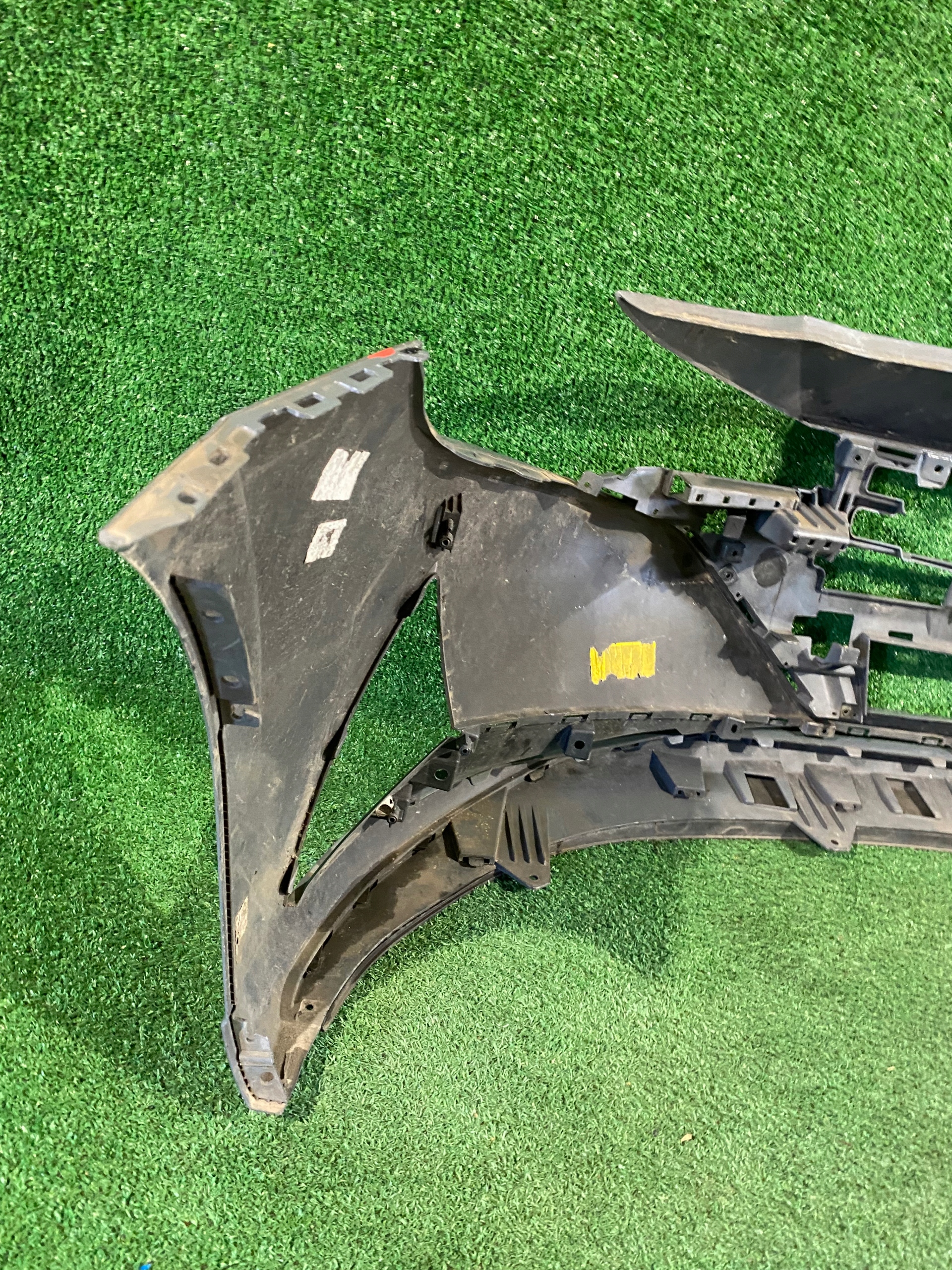 Frontstoßstange vorne HYUNDAI ELANTRA VII NR.3227