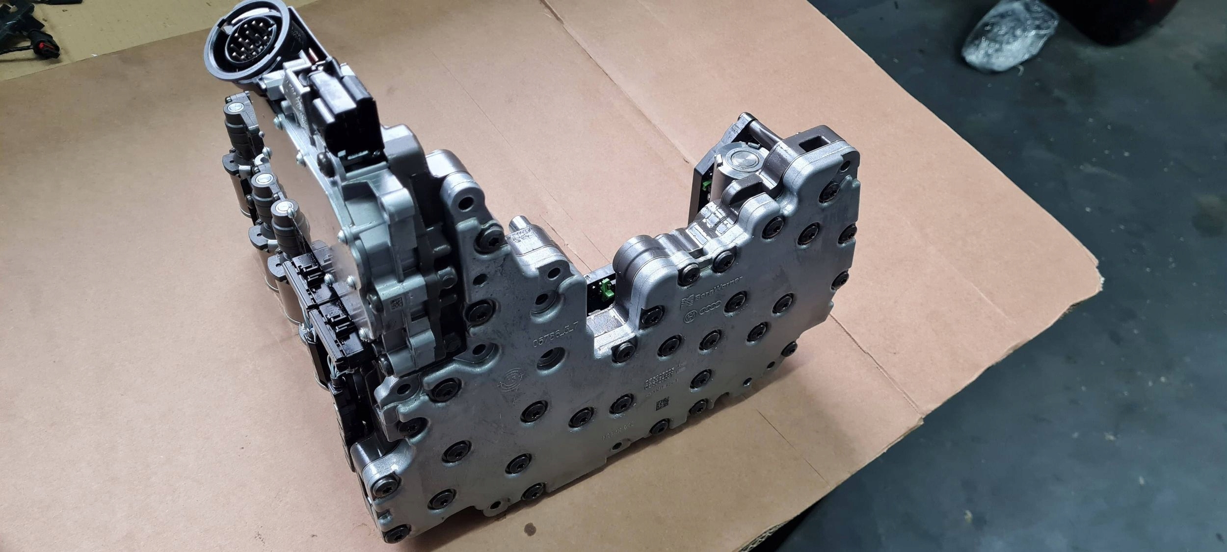 Audi A4 S4 B8 8K MECHATRONIKA computer gearboxes STRONIC 0B5927256E S5 8T
