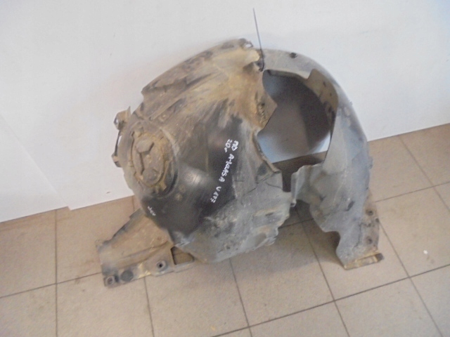 NADKOLE PRAWY PRZÓD MERCEDES A-KLASA W177 1.5 D 2020 ROK