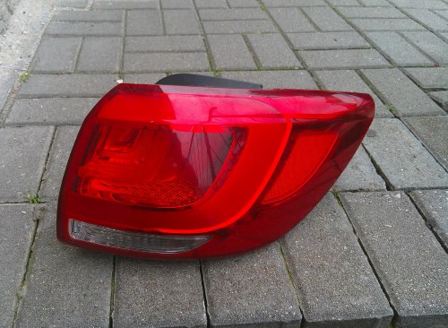 KIA SPORTAGE III LIFT 12-15 LAMPA TYLNA PRAWA LED EUROPA