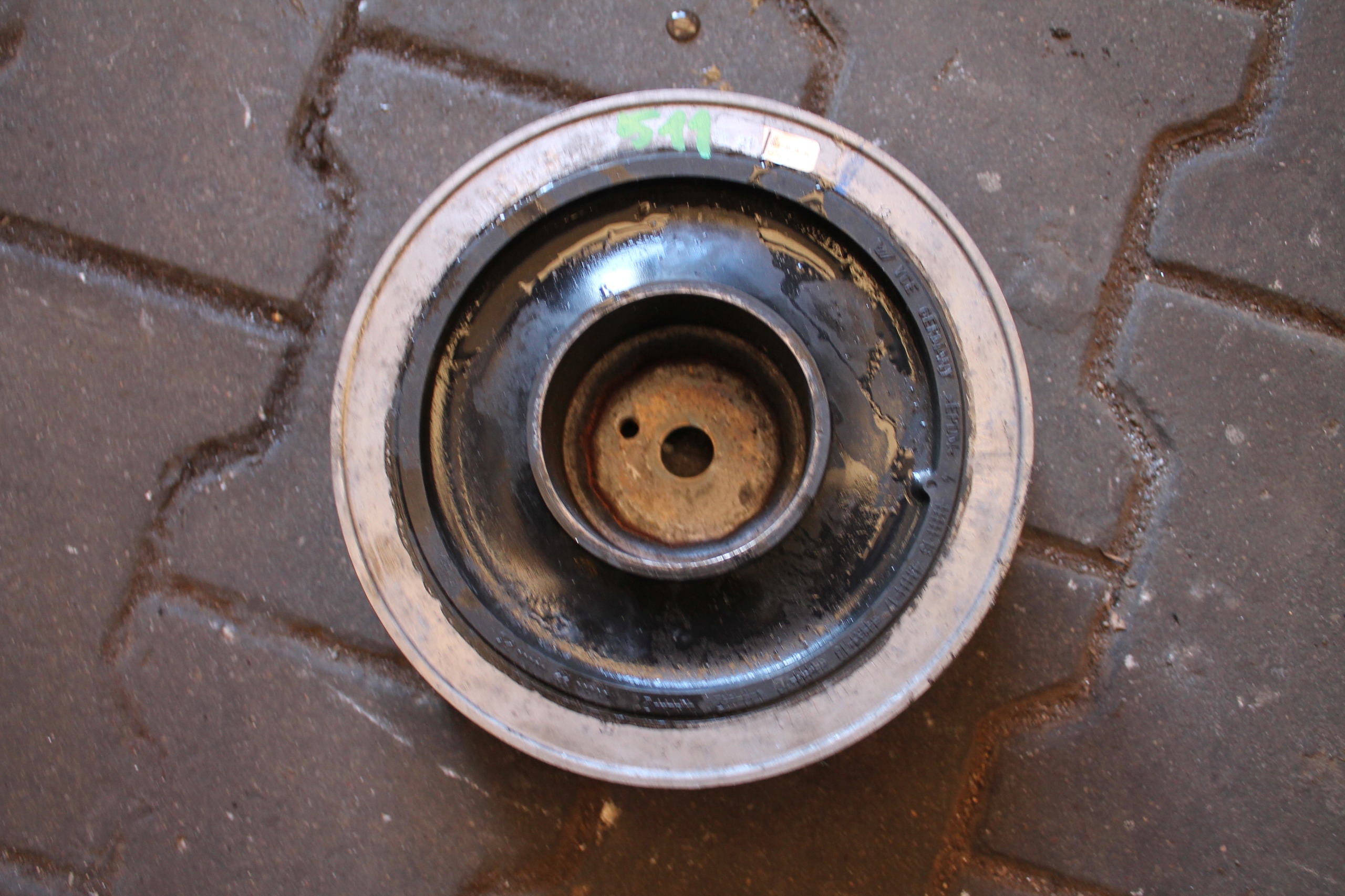 511. Riemenscheibe AUDI 059105251EC
