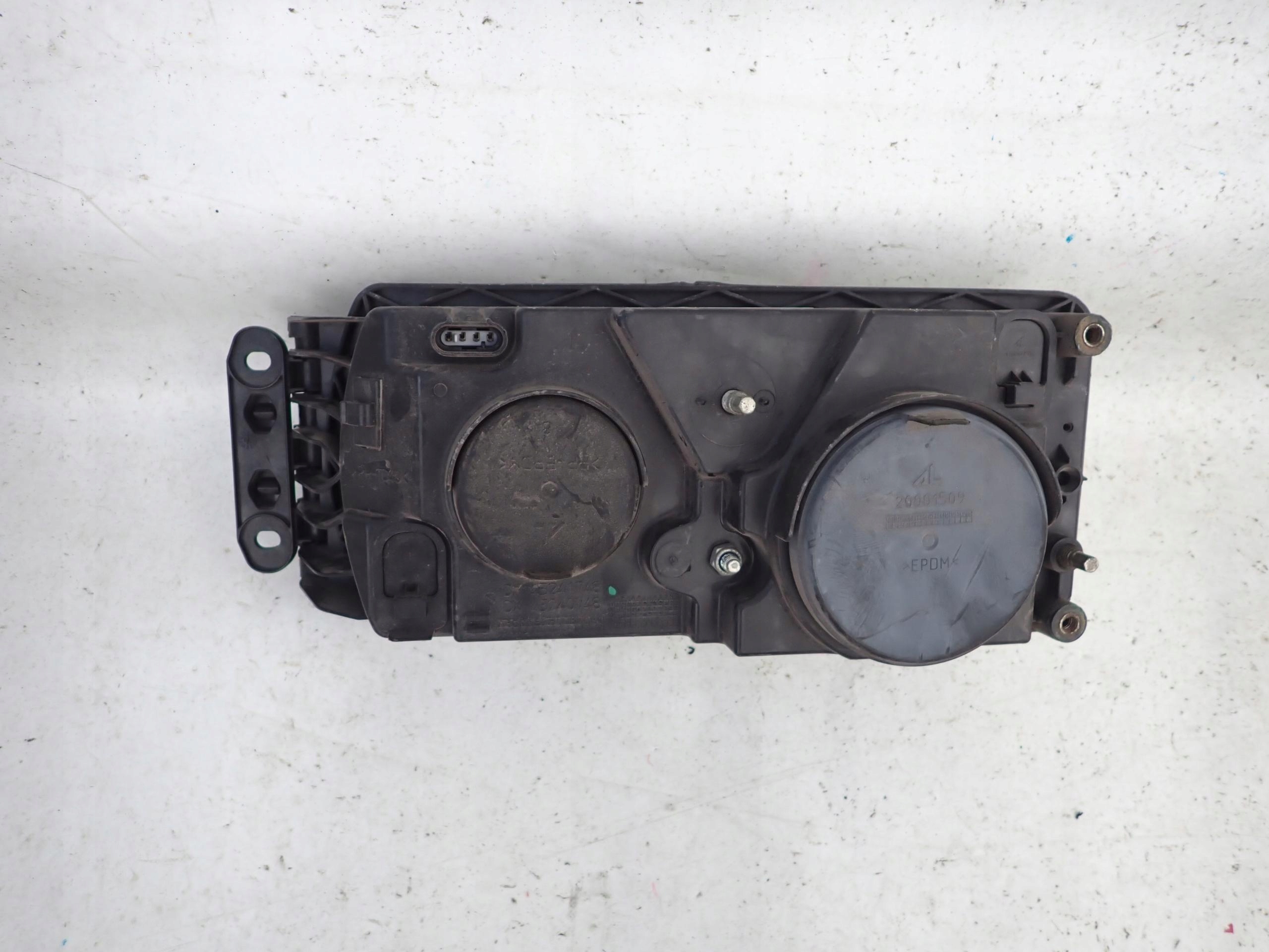 IVECO EUROCARGO STRALIS light left front