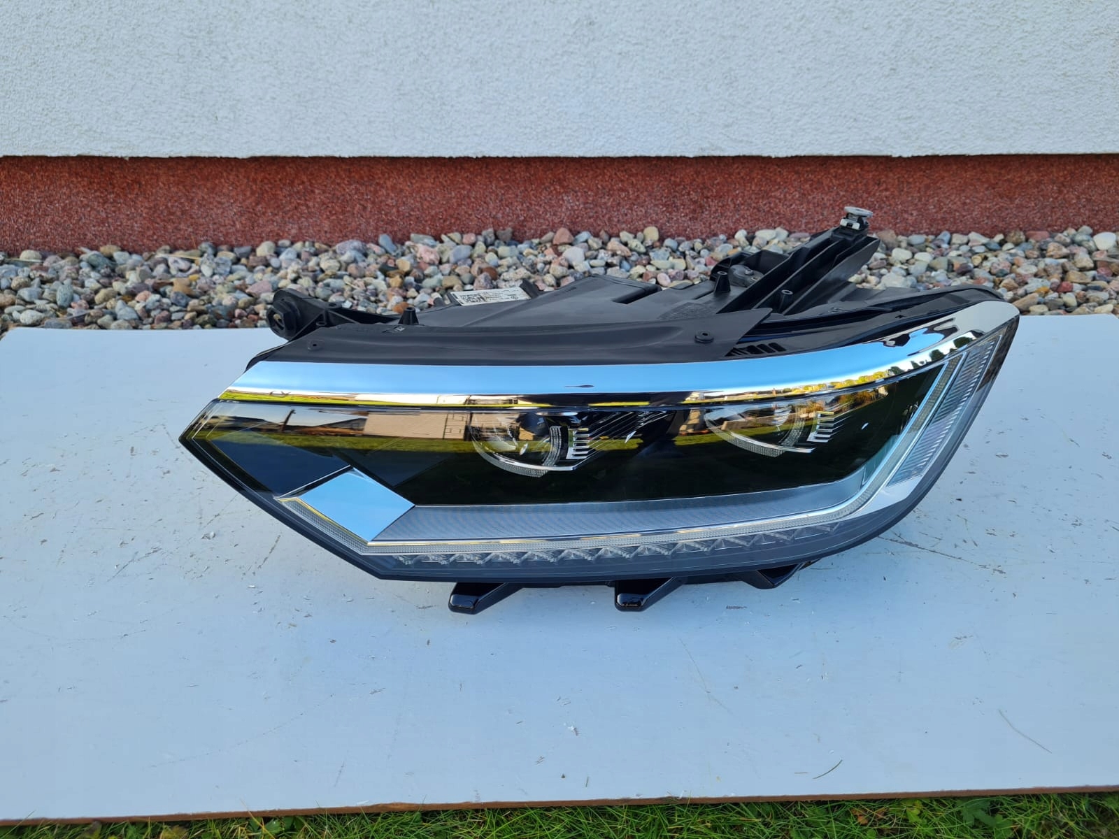 VW PASSAT B8 3G1 Lampa lewa przód Full Led Dynamic z chromem 3G1941113A