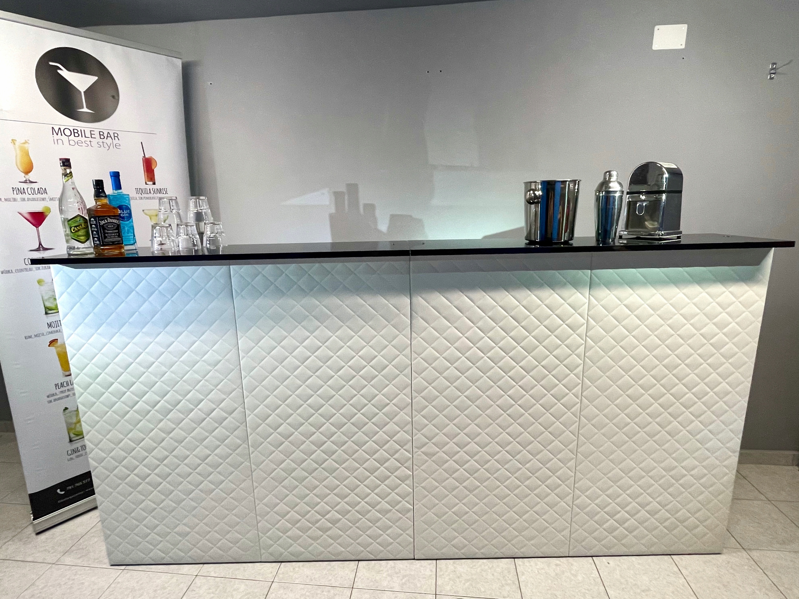 Lada Barowa Bar Mobilny Składany Stacja Barmańska