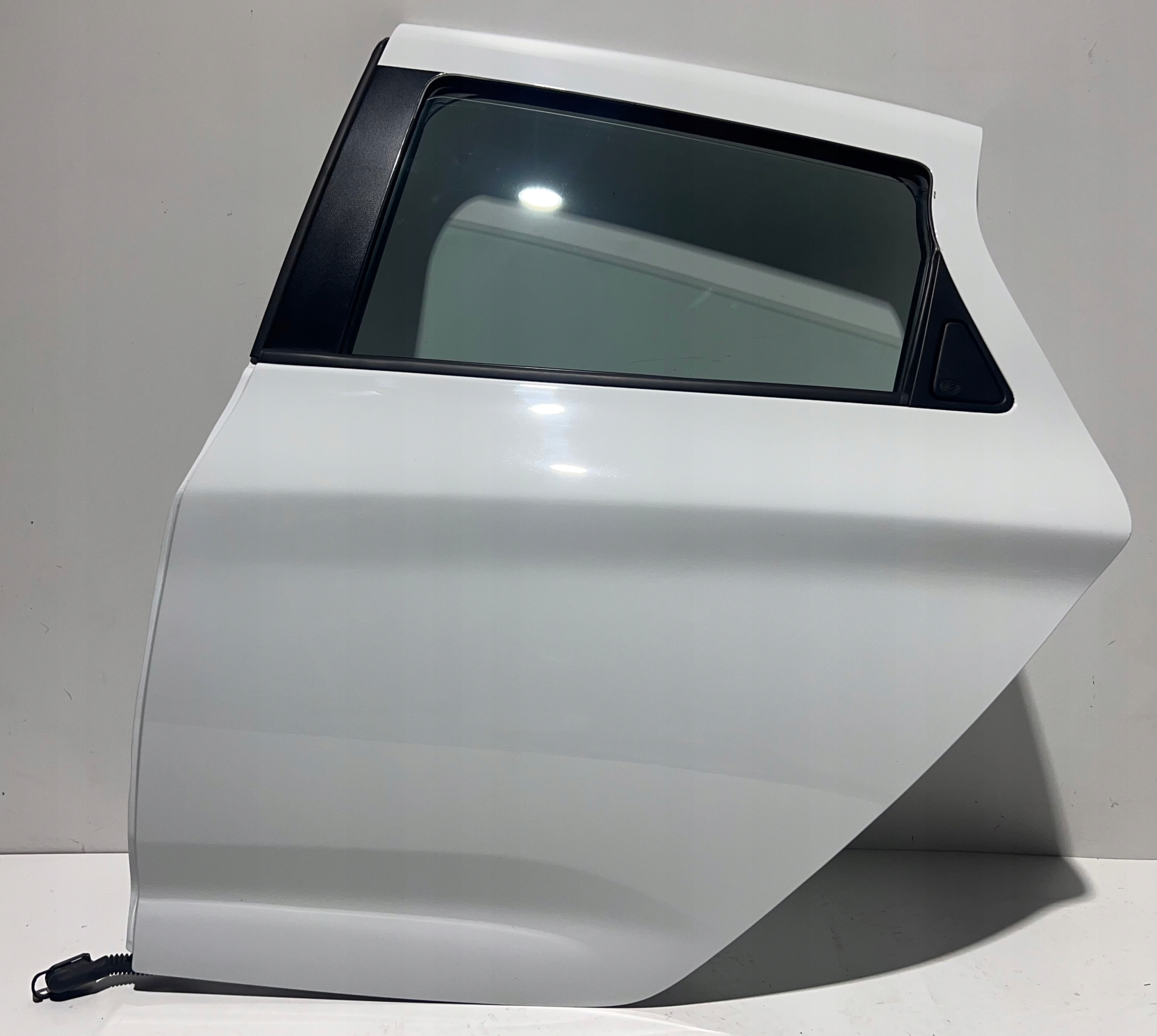 RENAULT ZOE II DRZWI LEWY TYŁ OV369