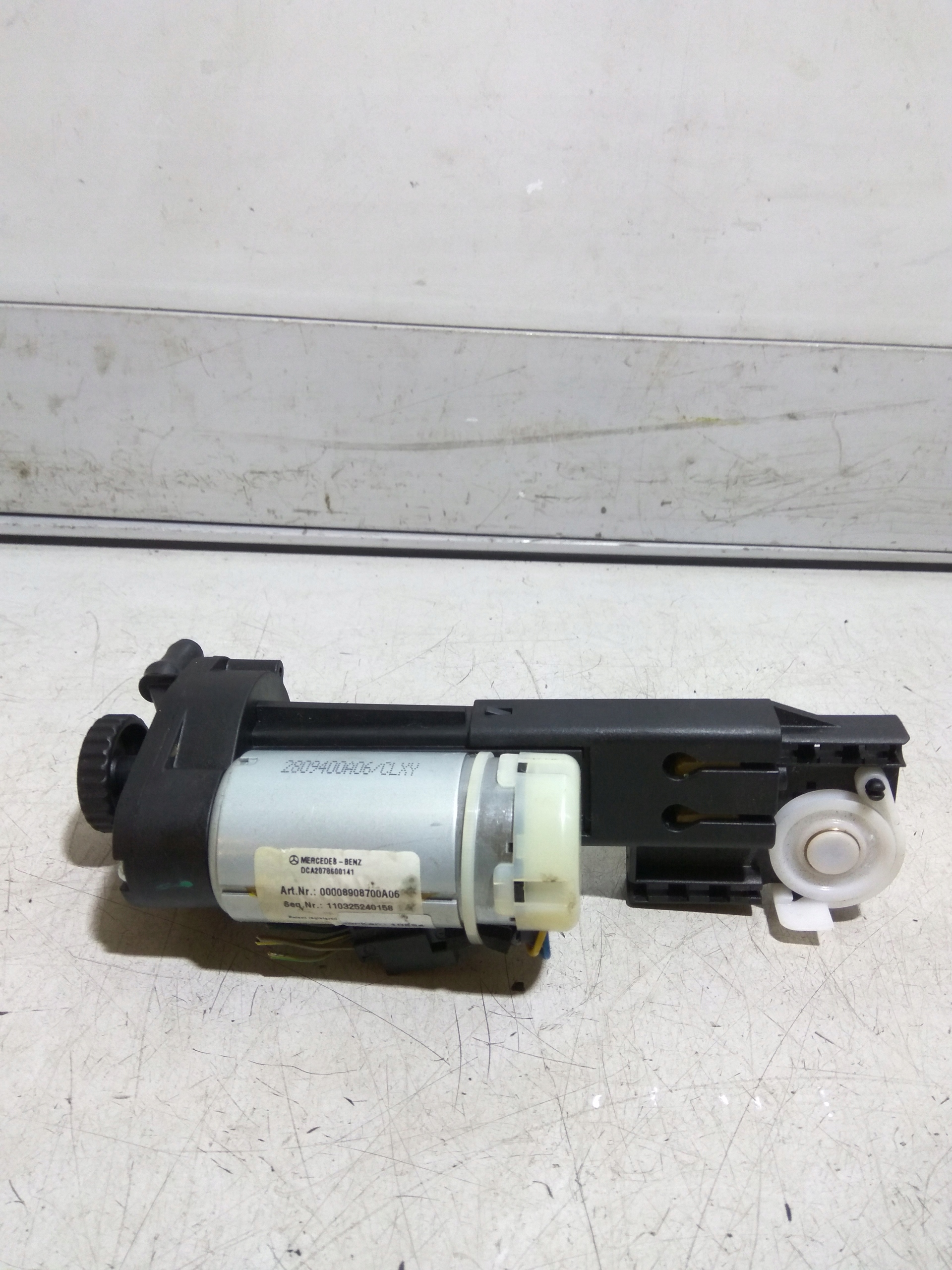 A2078600141 - MERCEDES W207 кабриолет WINDSHOT MOTOR