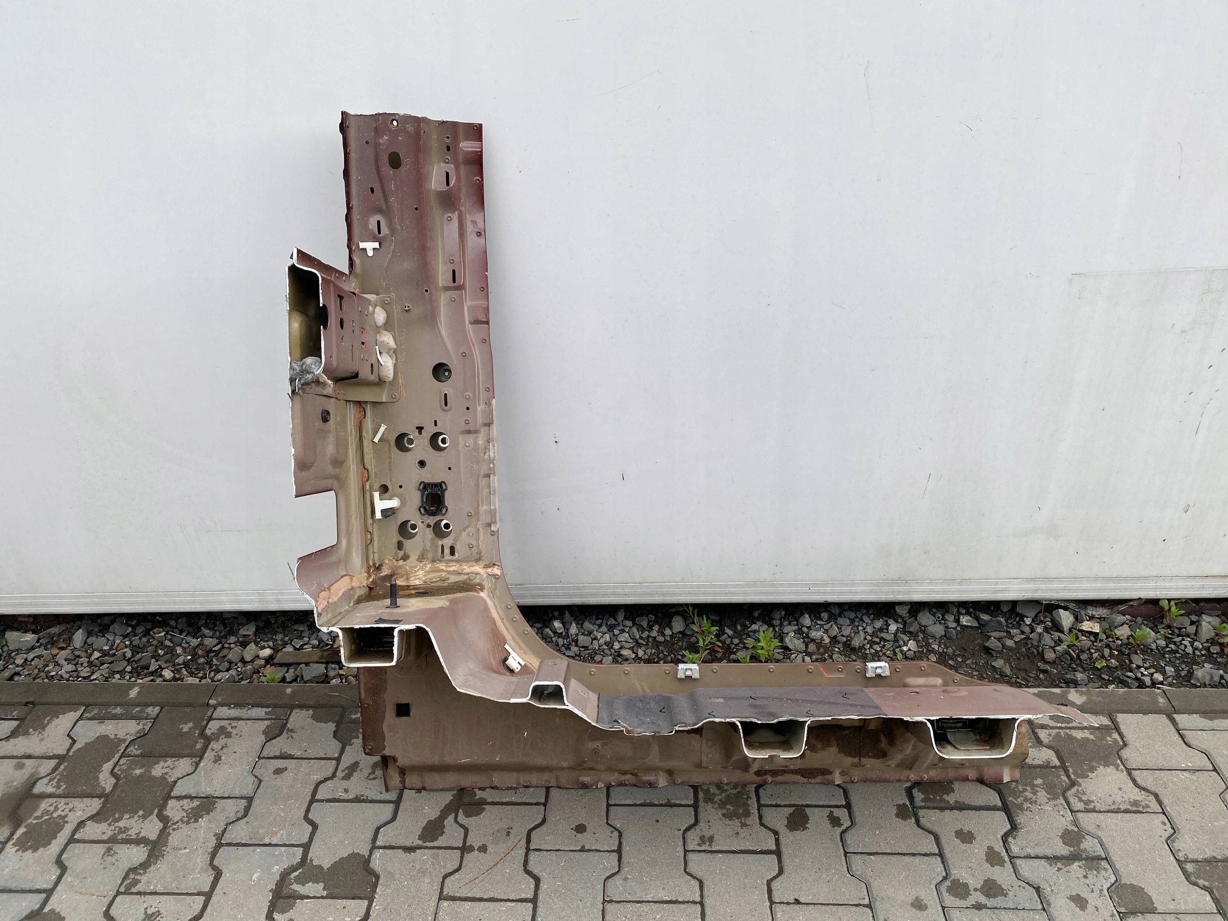 pillar nadwozia C rear part corner left Ford F150 2015+