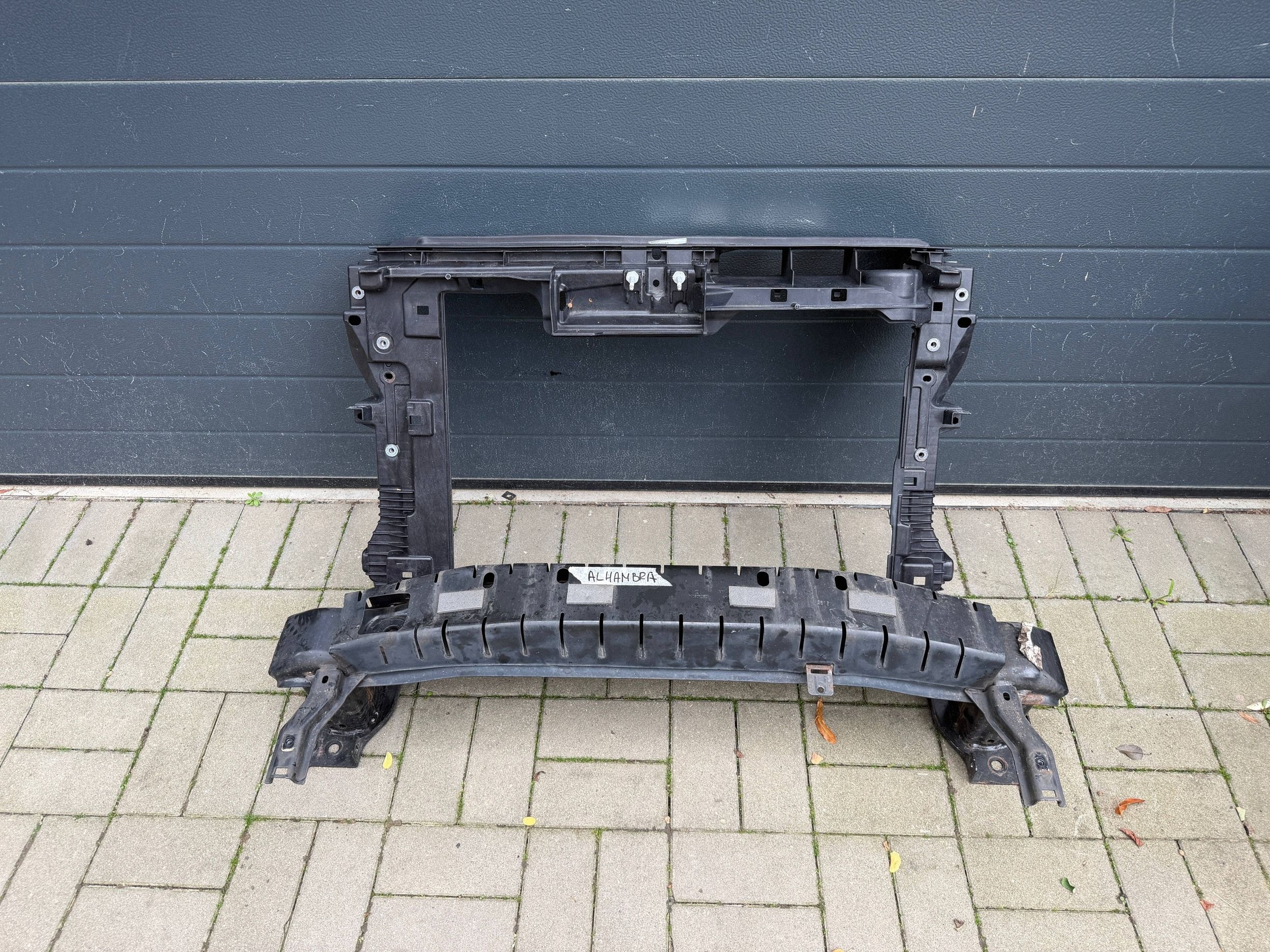 Vw Sharan 7N front body wall front sider iron komplet