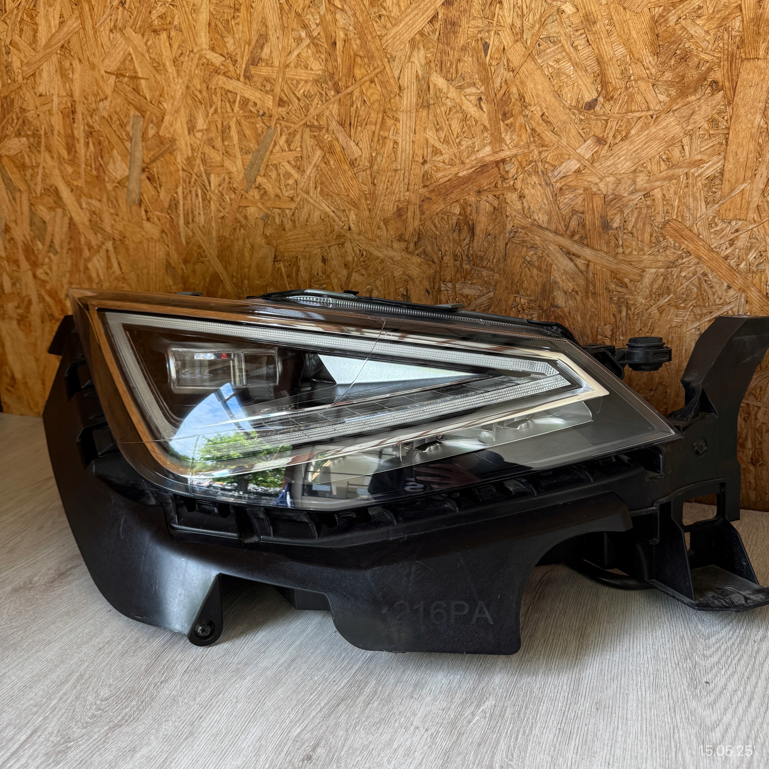 light front right SEAT ARONA FULL LED 6F1941008F