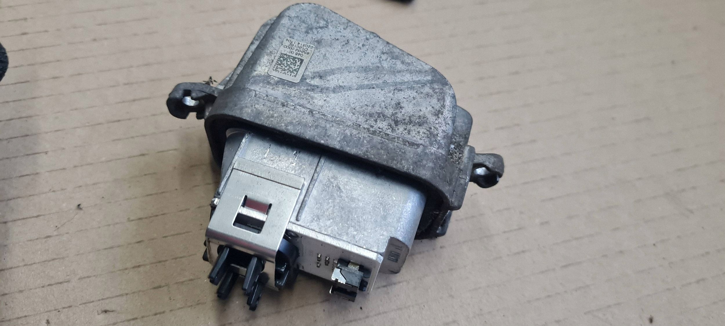A5 8T S5 LIFT JEZ resistor, rheostat, regulator module lights right front 1305715178