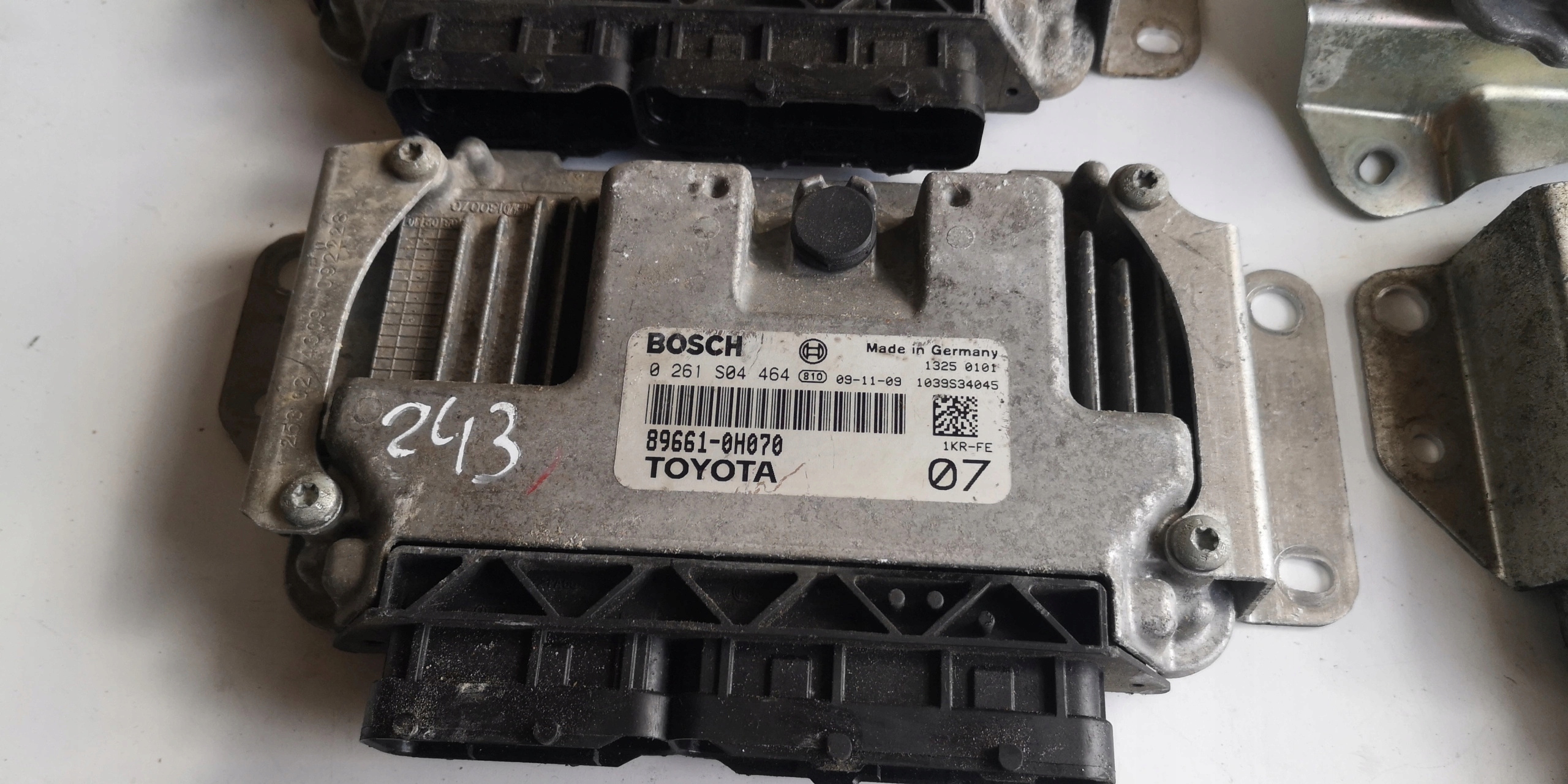 computer ECU TOYOTA 0261S04464 89661-0H070 1039S28