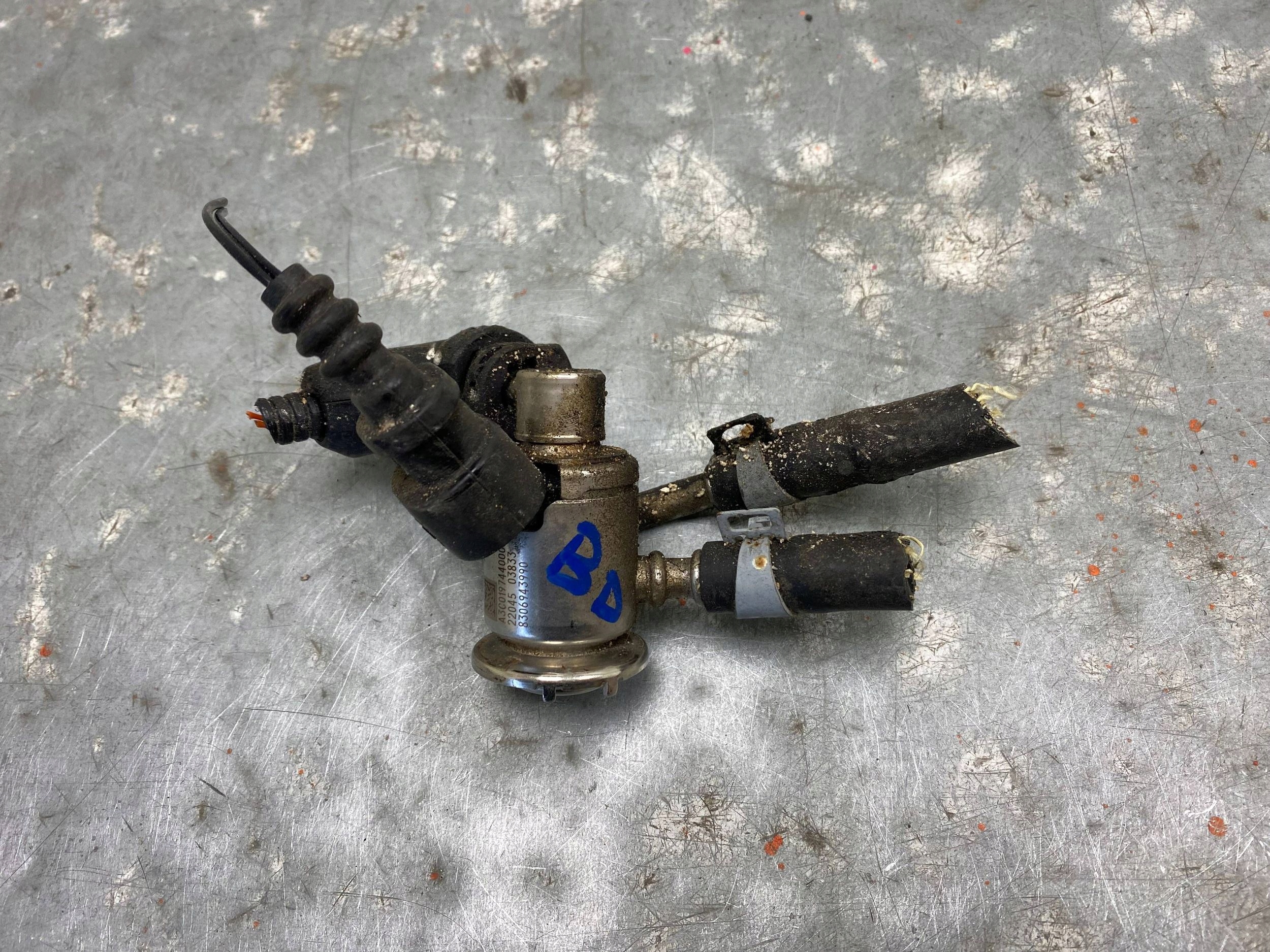 RENAULT MASTER III IV original nozzle injector ADBLUE 160721041R