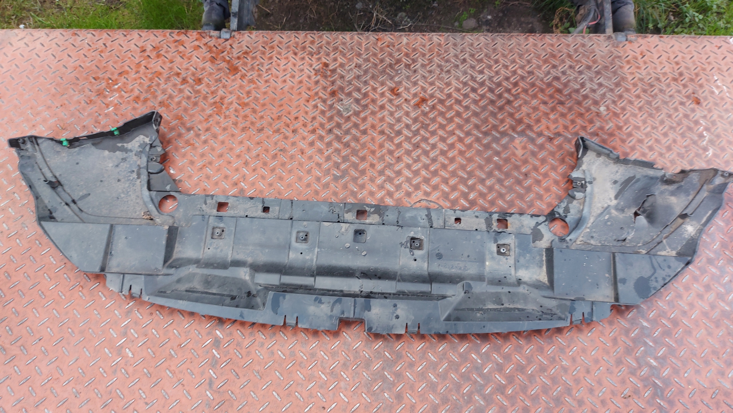 ABSORBER Blende Abdeckung unter Stoßstange VOLVO XC40 II