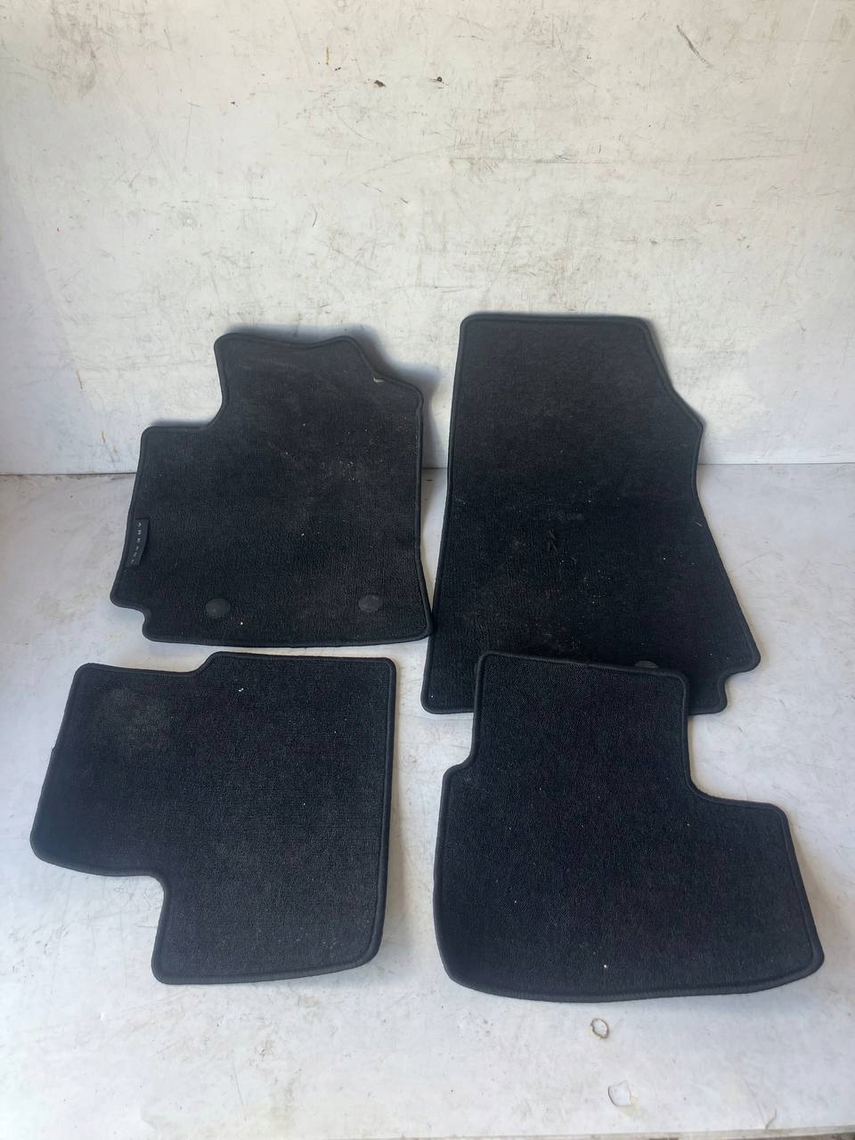 tappetini WELUROWE RENAULT ARKANA Originale 8201736156