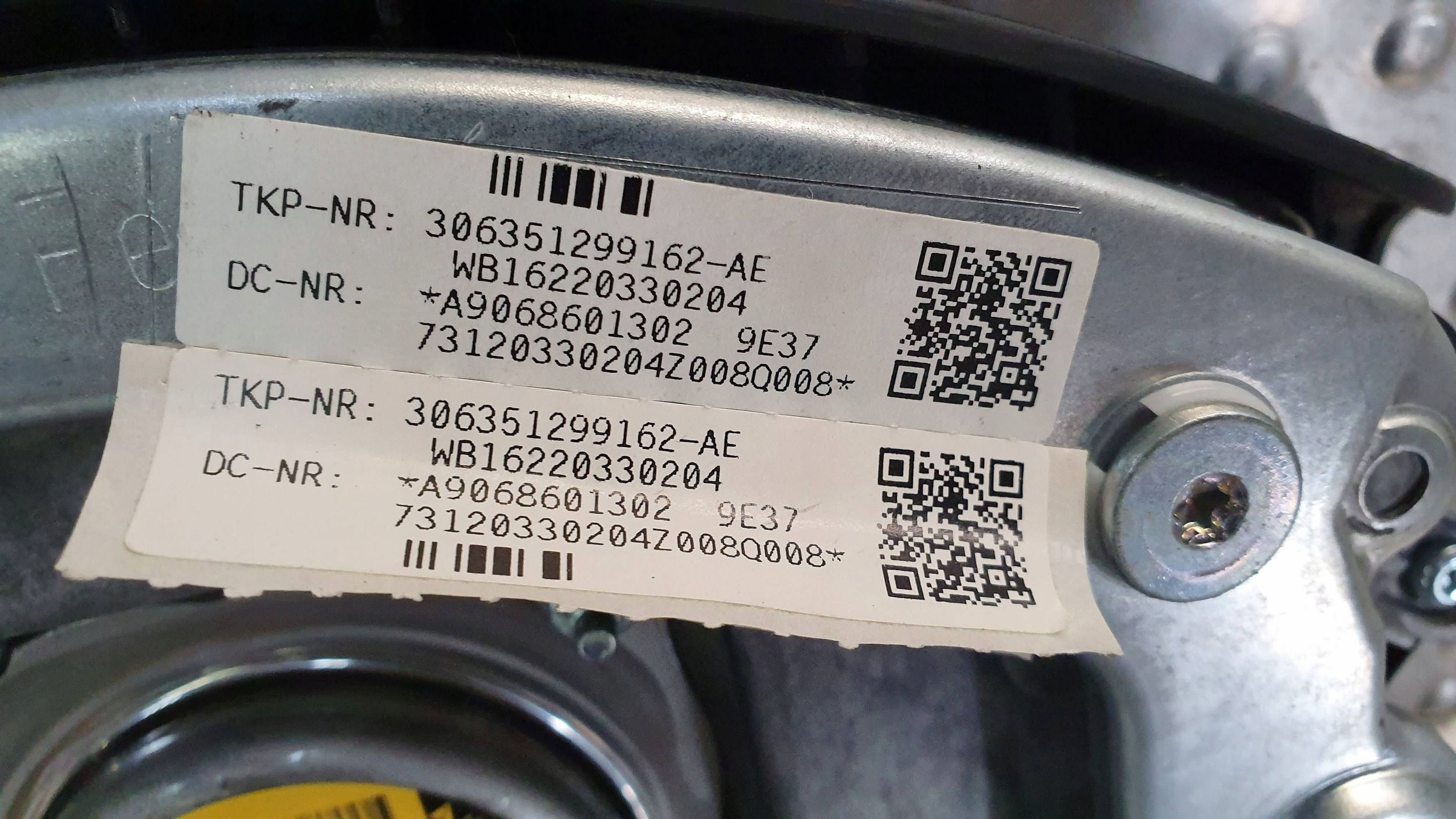 Airbag Deckel AIRBAG MERCEDES SPRINTER W906 MULTIFUNKCJA 06- A906860130